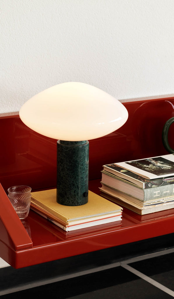 &Tradition AP17 Mist Table Lamp