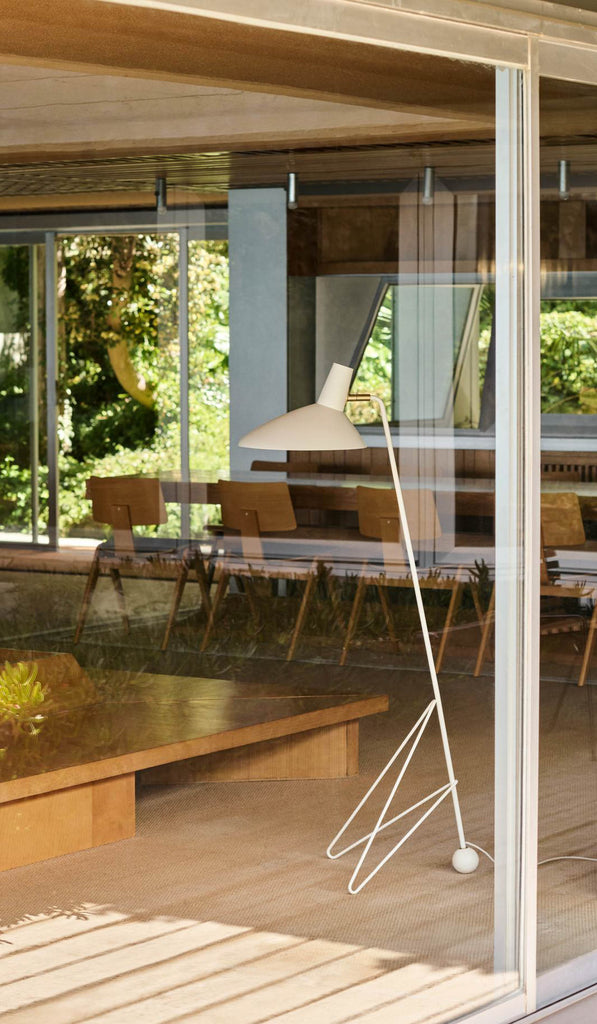 &Tradition HM8 Tripod Floor Lamp