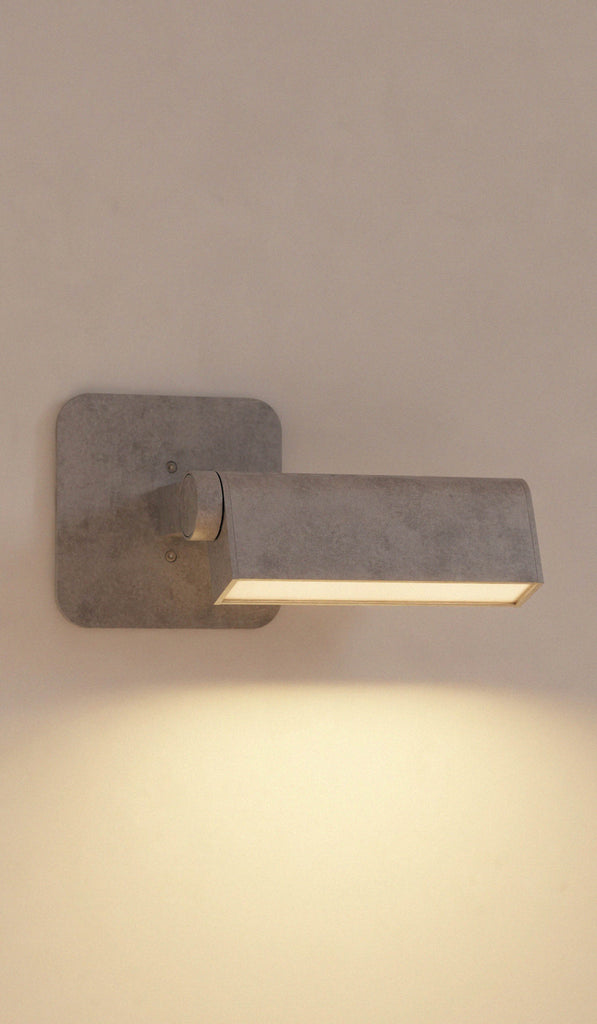 Lambert & Fils Ipoli 01 Sconce
