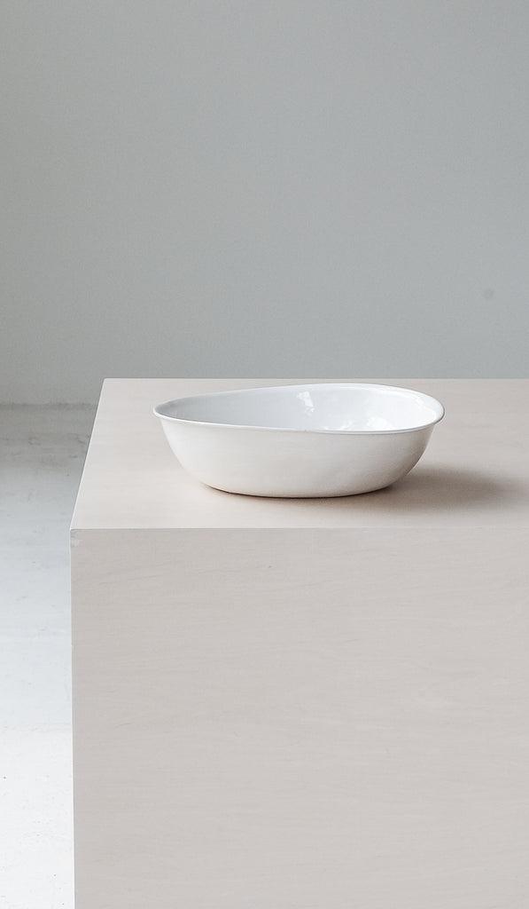 Nathalee Paolinelli Large White Serving Bowl No. 26