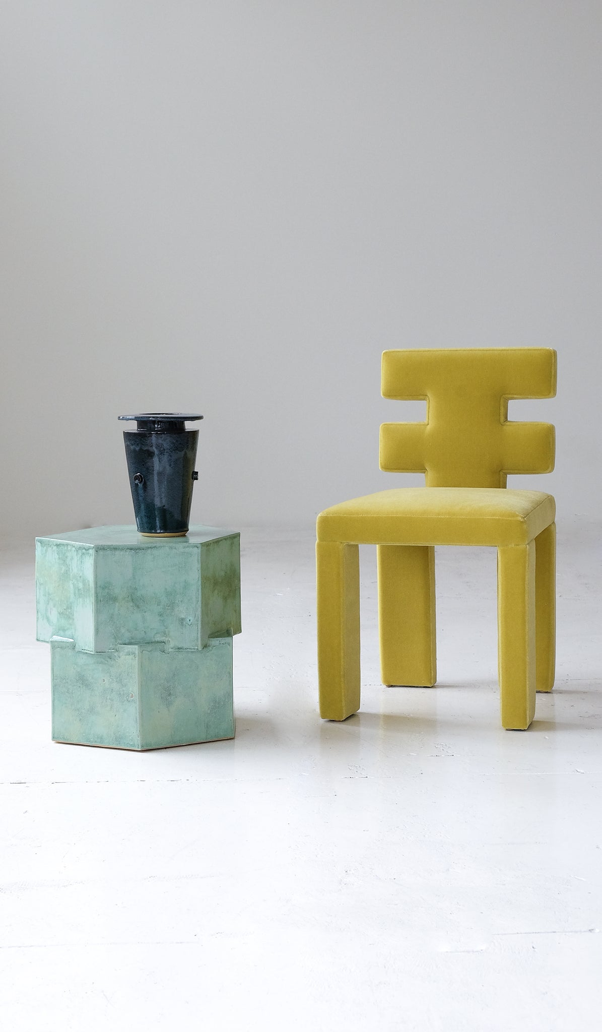 Estudio Persona H Chair - Spartan Shop