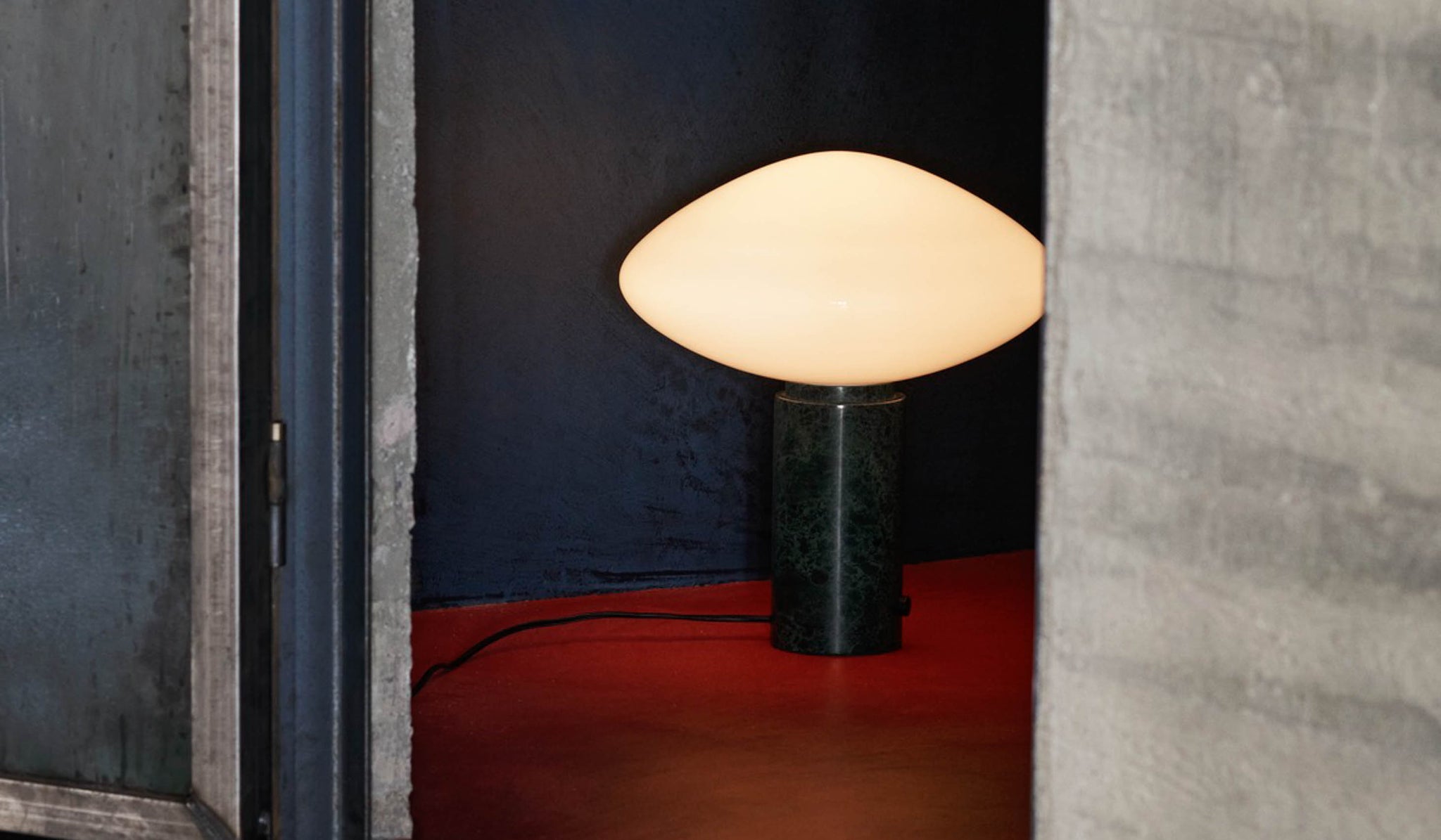 &Tradition AP17 Mist Table Lamp