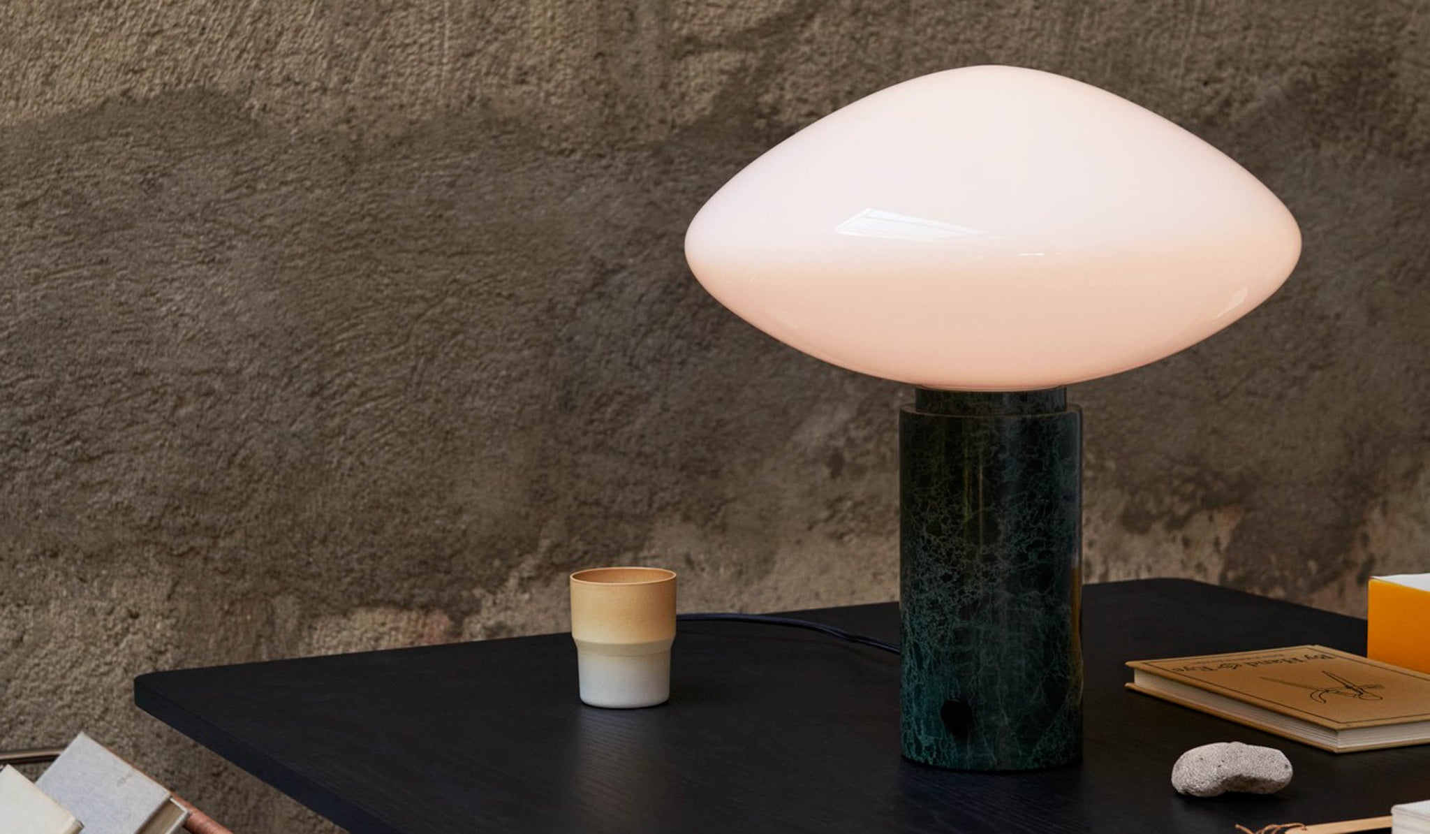 &Tradition AP17 Mist Table Lamp