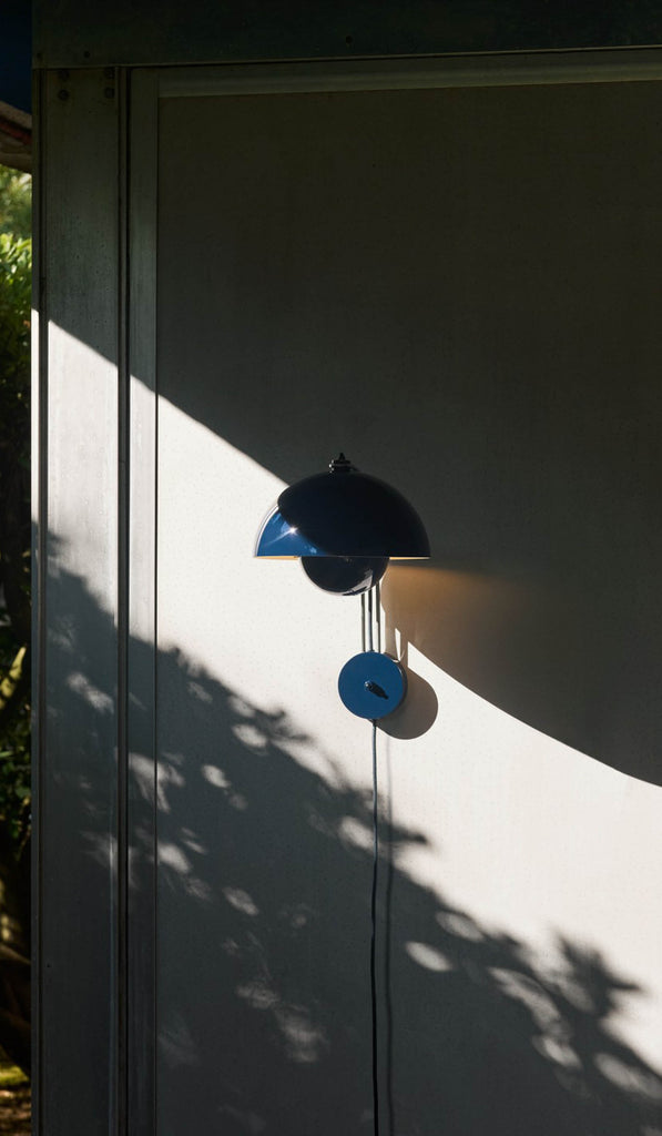 &Tradition VP8 Flower Pot Wall Lamp
