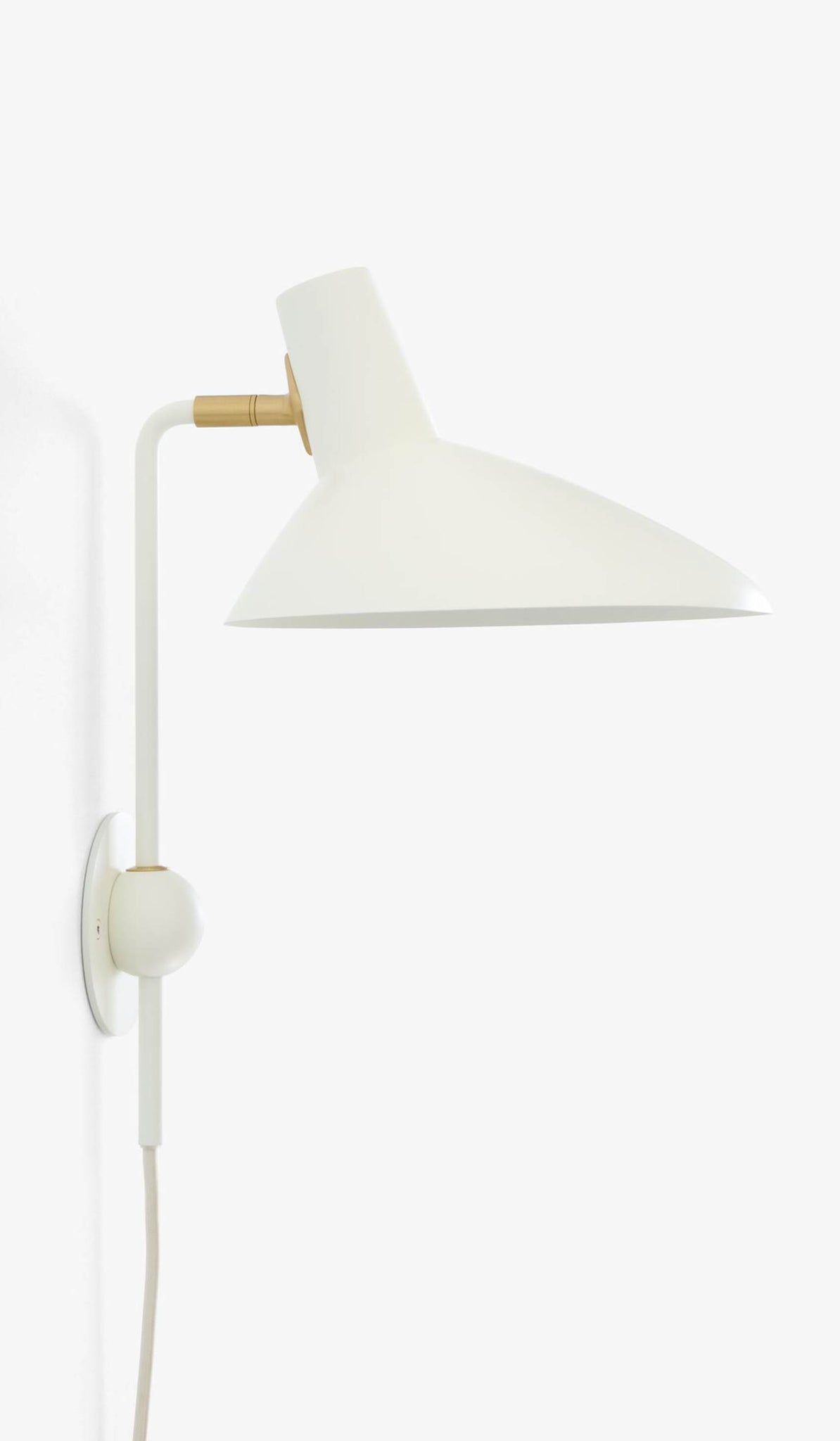 &Tradition HM12 Tripod Wall Lamp