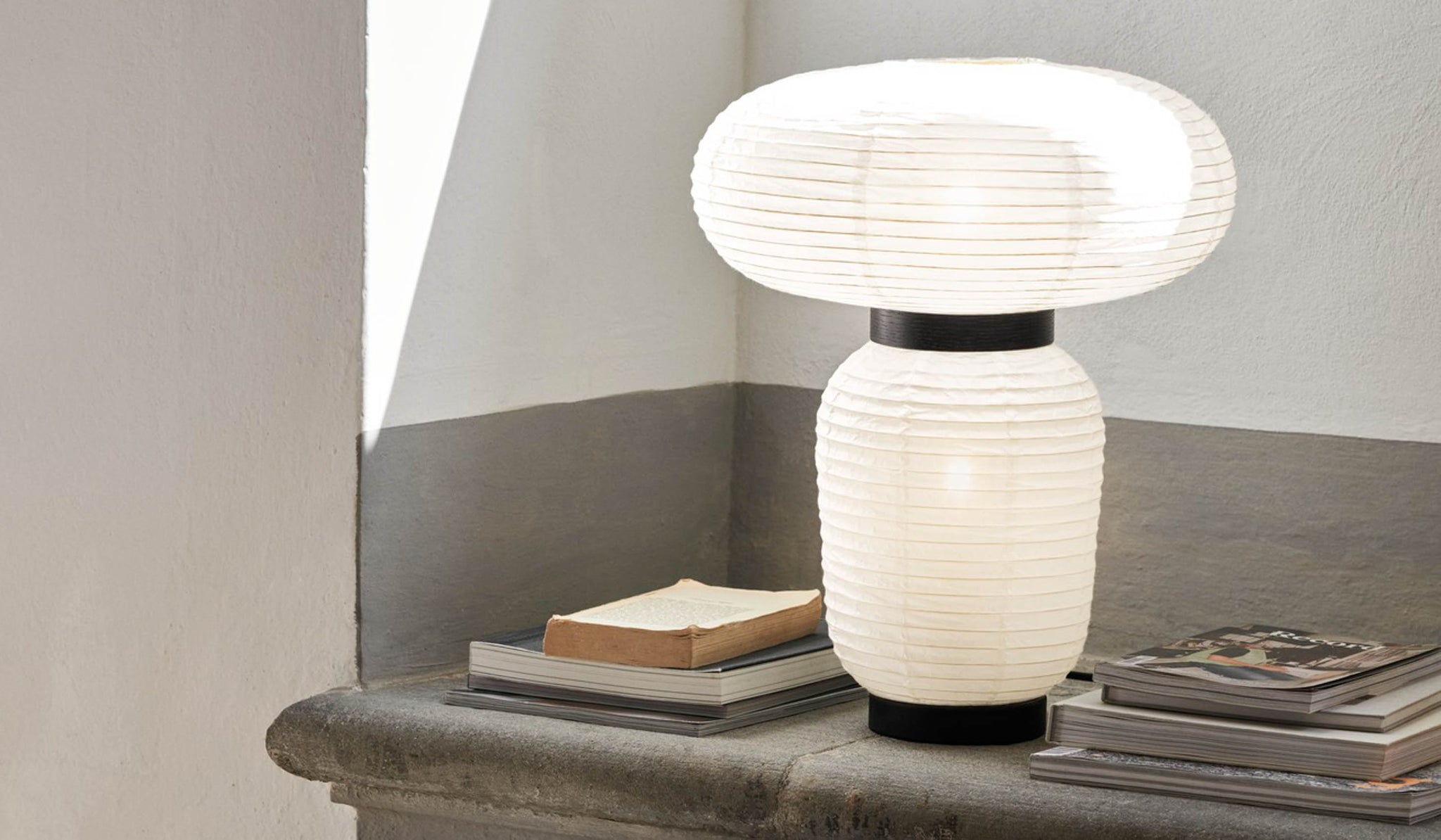 &Tradition JH18 Formakami Table Lamp