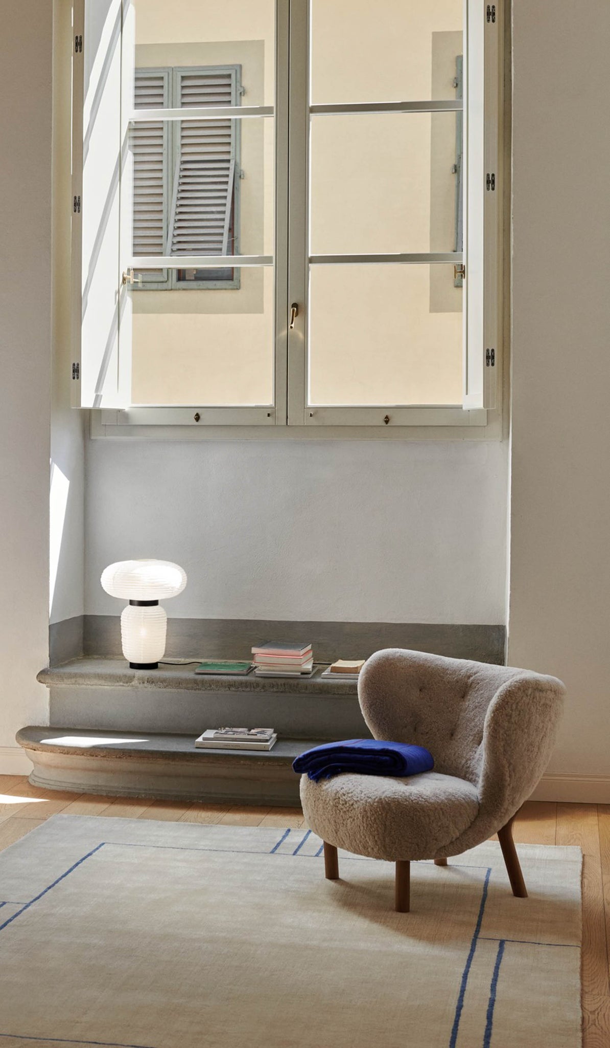 &Tradition JH18 Formakami Table Lamp