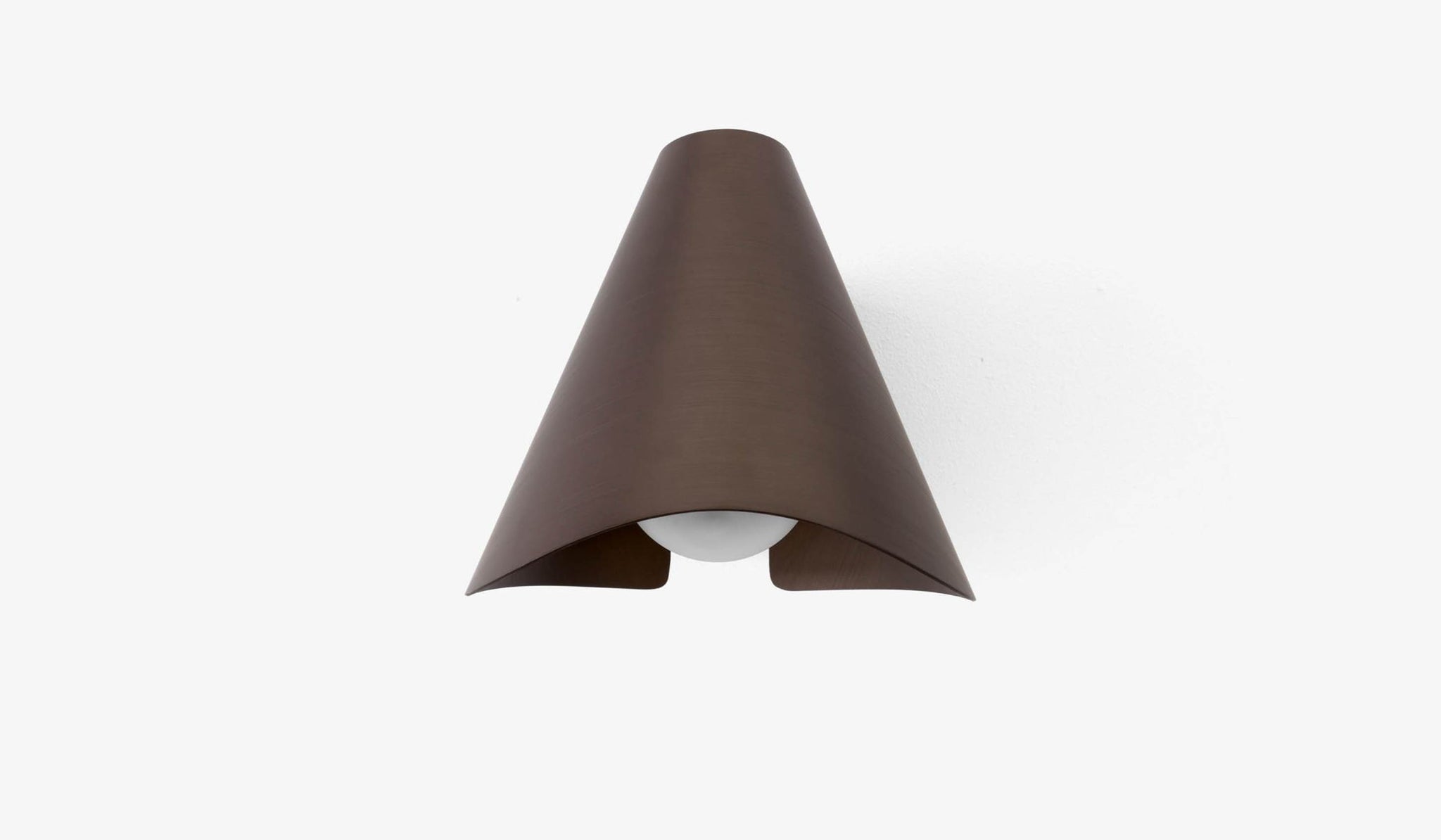 &Tradition SC103 Bonnet Wall Lamp