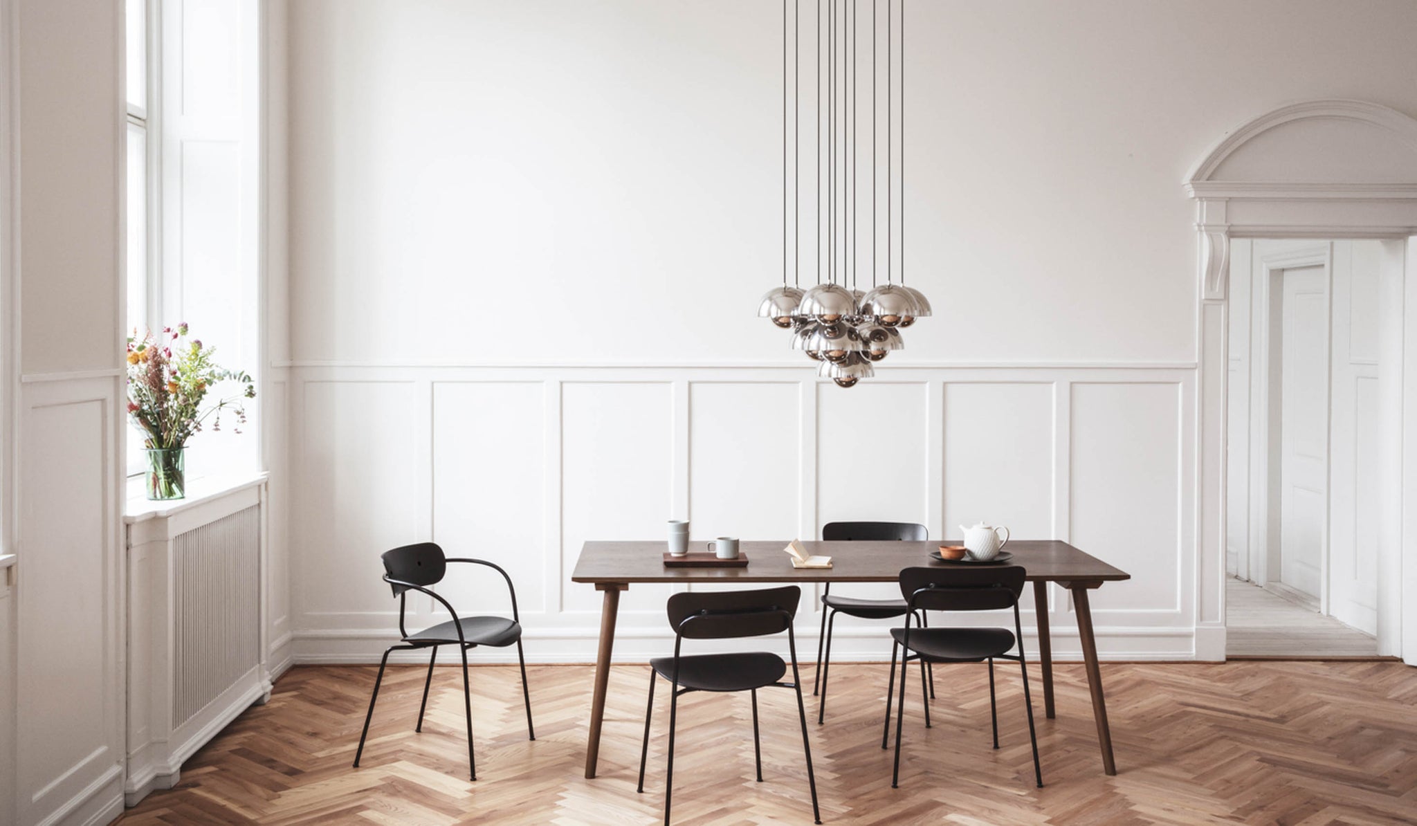 &Tradition VP1 Flower Pot Chandelier - Spartan Shop