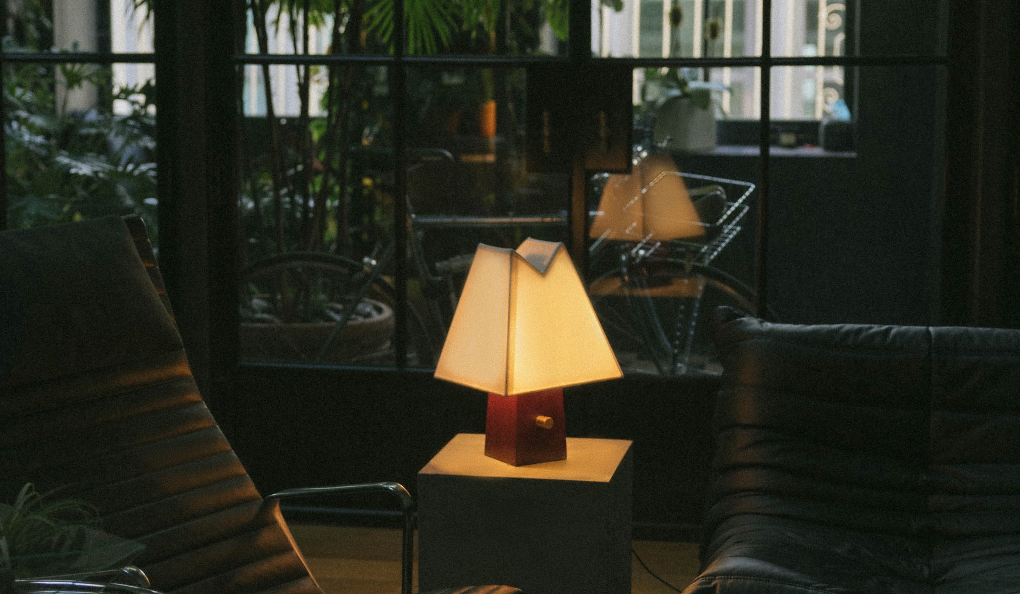 Astraeus Clarke Alpine Table Lamp