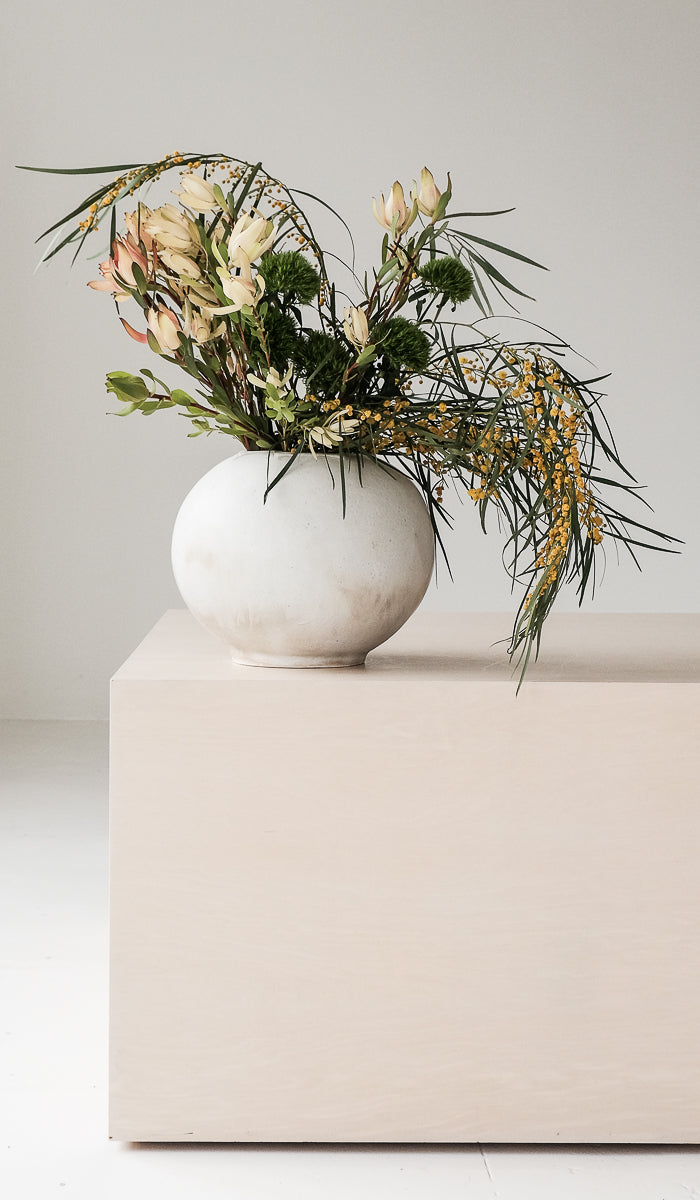 Clam Lab Apple Ash Round Cross Vessel