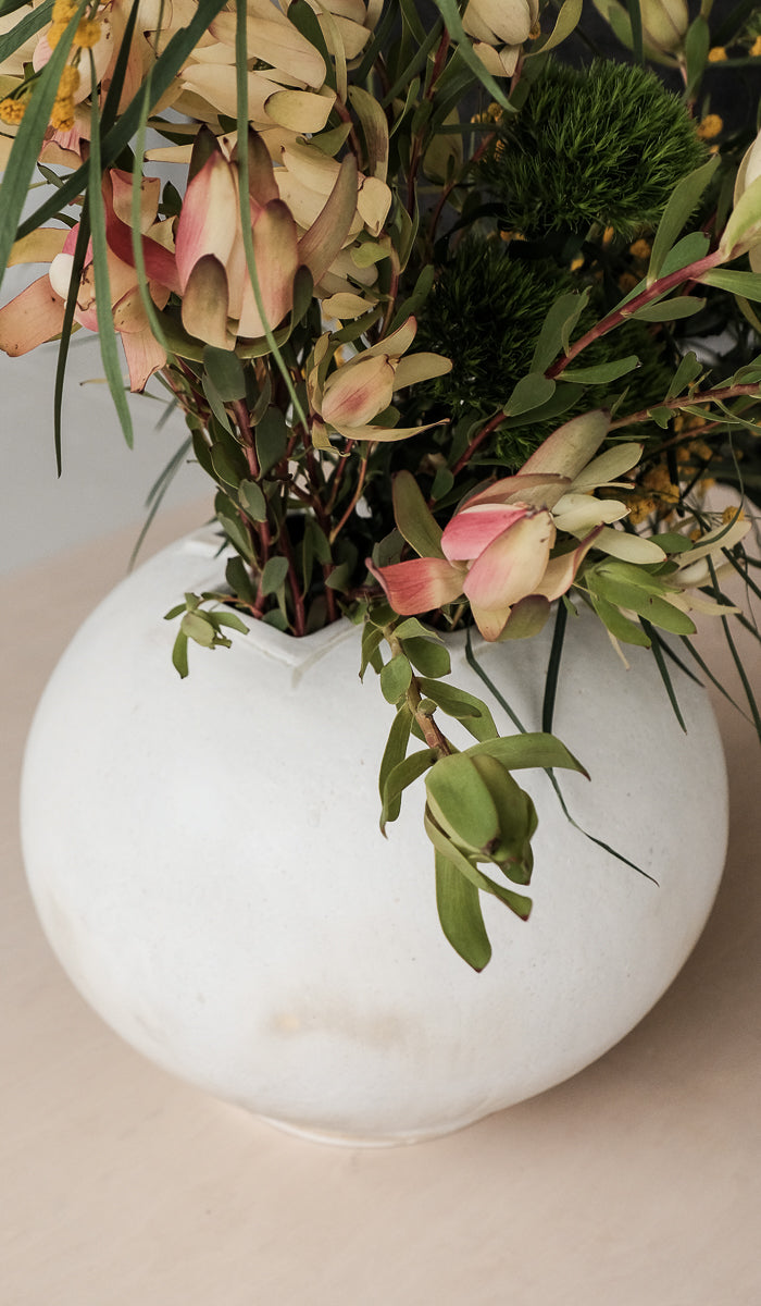 Clam Lab Apple Ash Round Cross Vessel