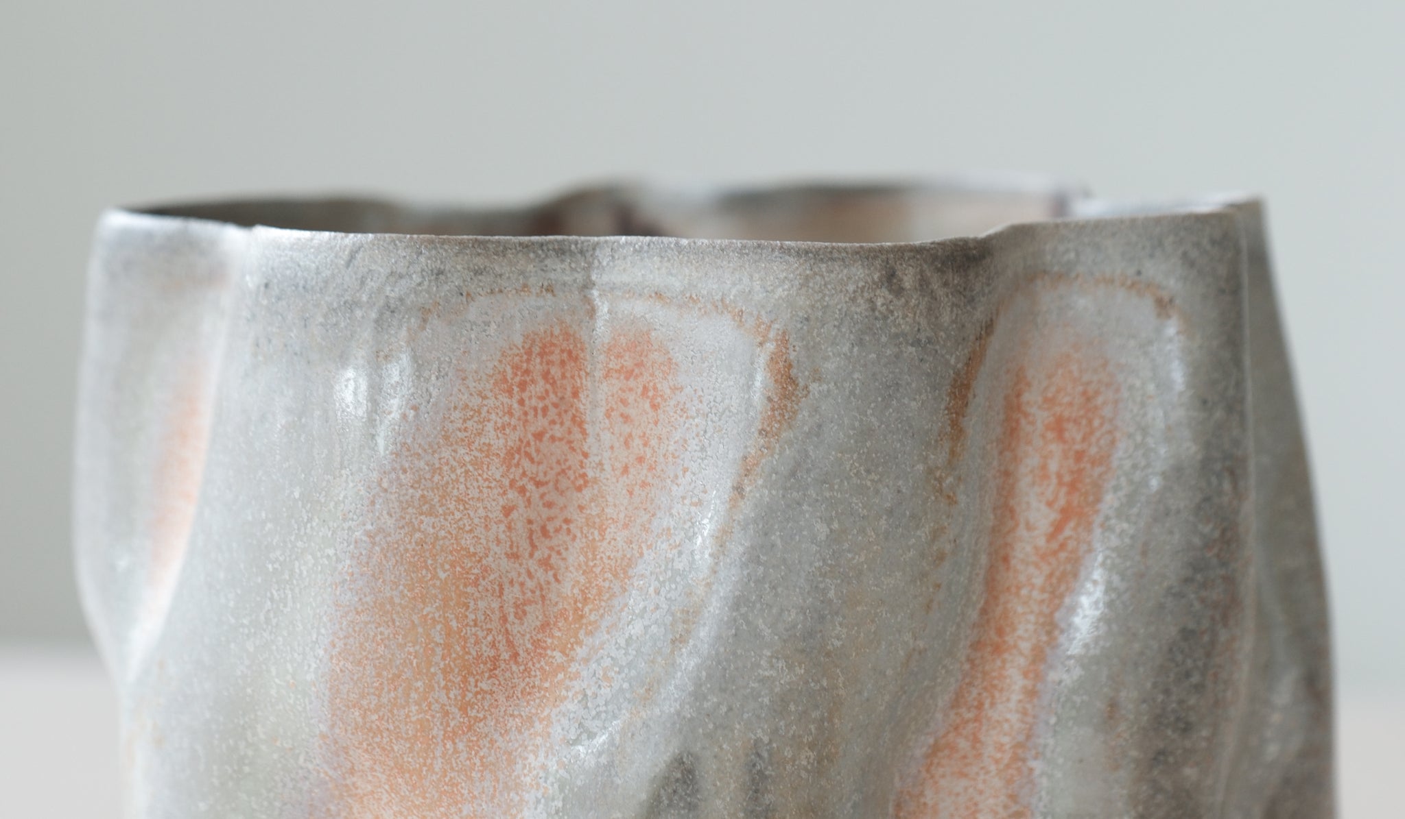 Clair Catillaz Wavy Sugar Skin Vessel