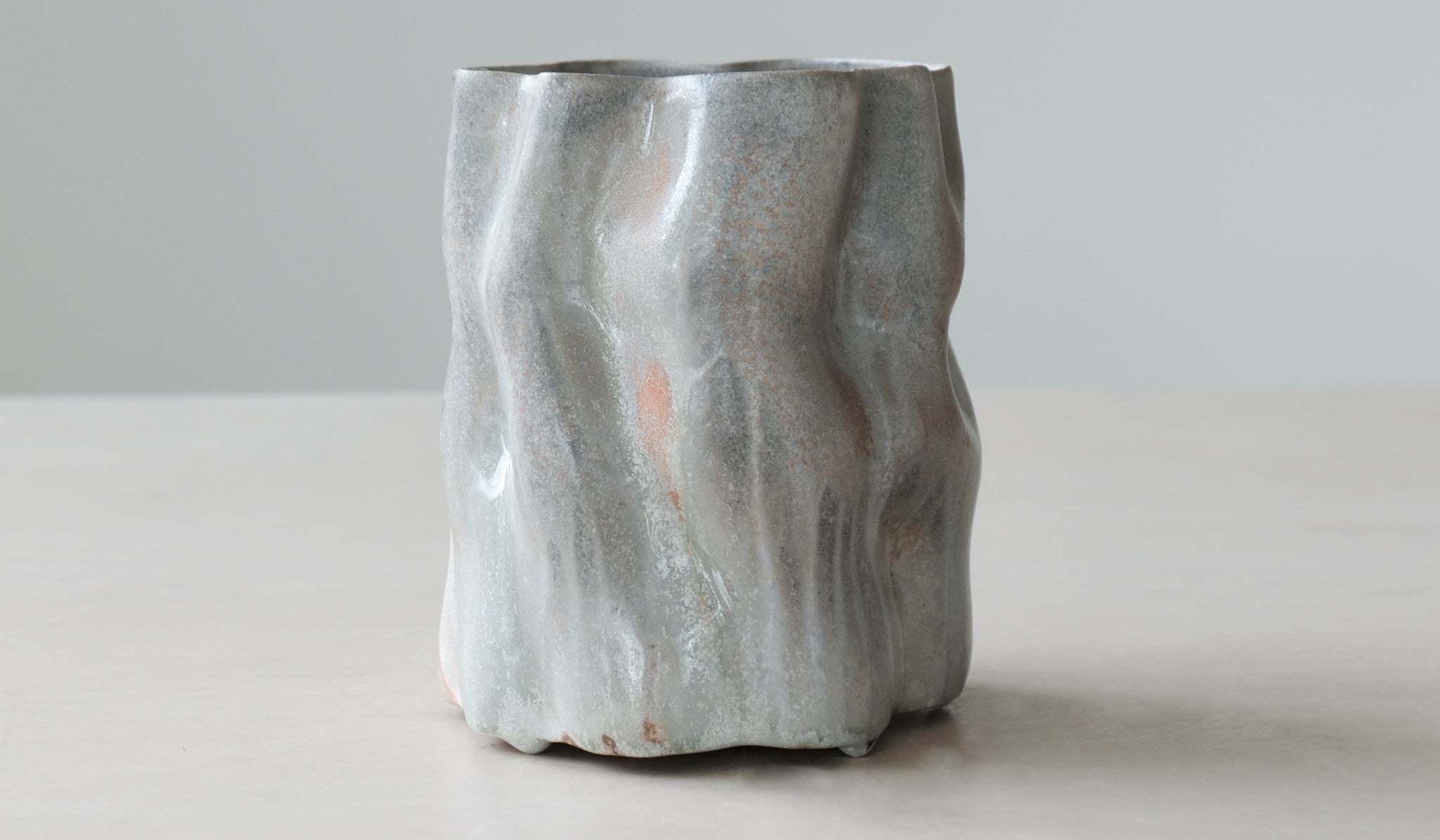 Clair Catillaz Wavy Sugar Skin Vessel