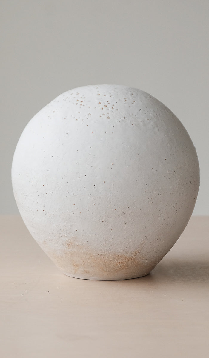 Clam Lab White Weed Vessel