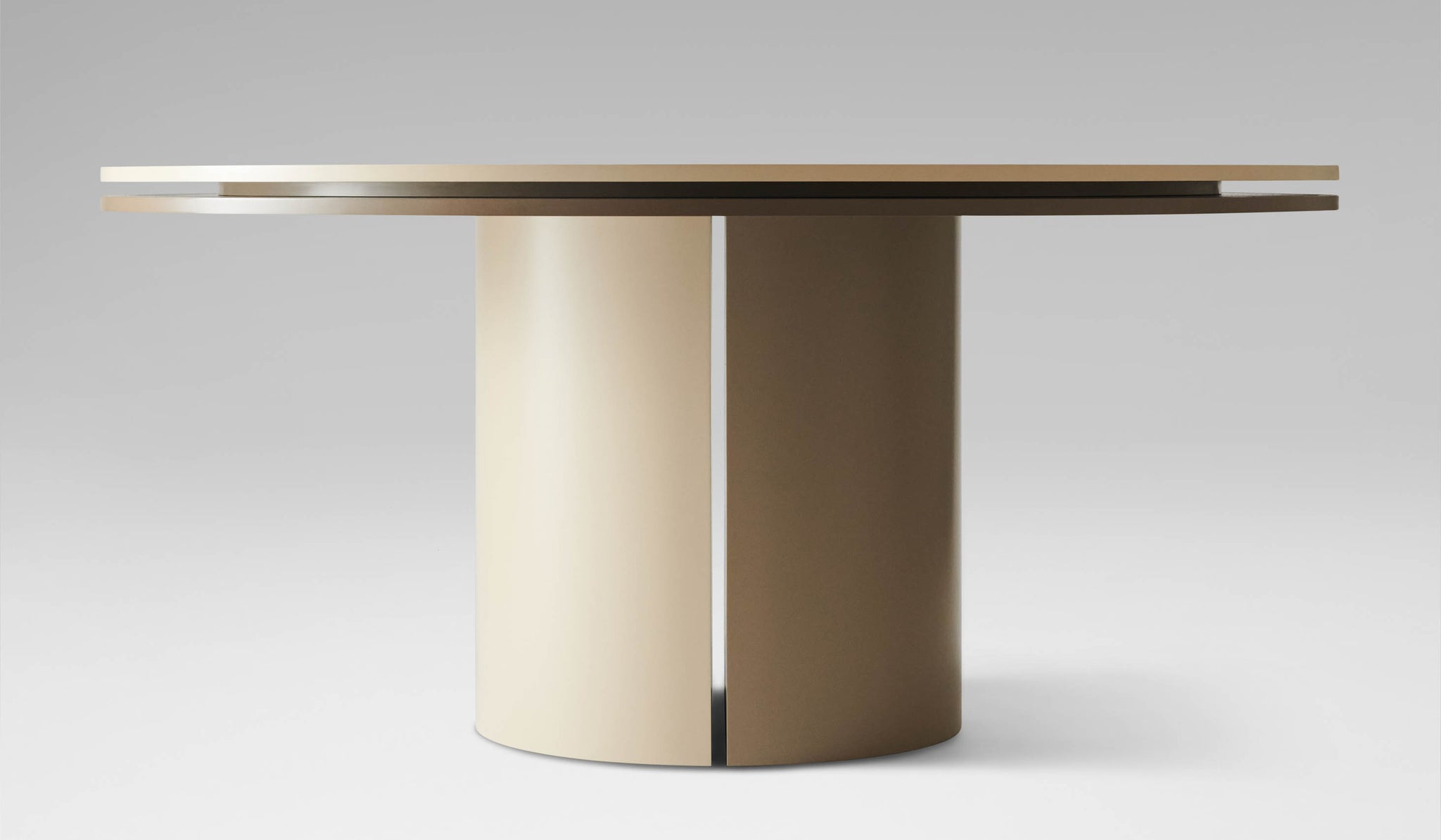 Estudio Persona Luz Dining Table