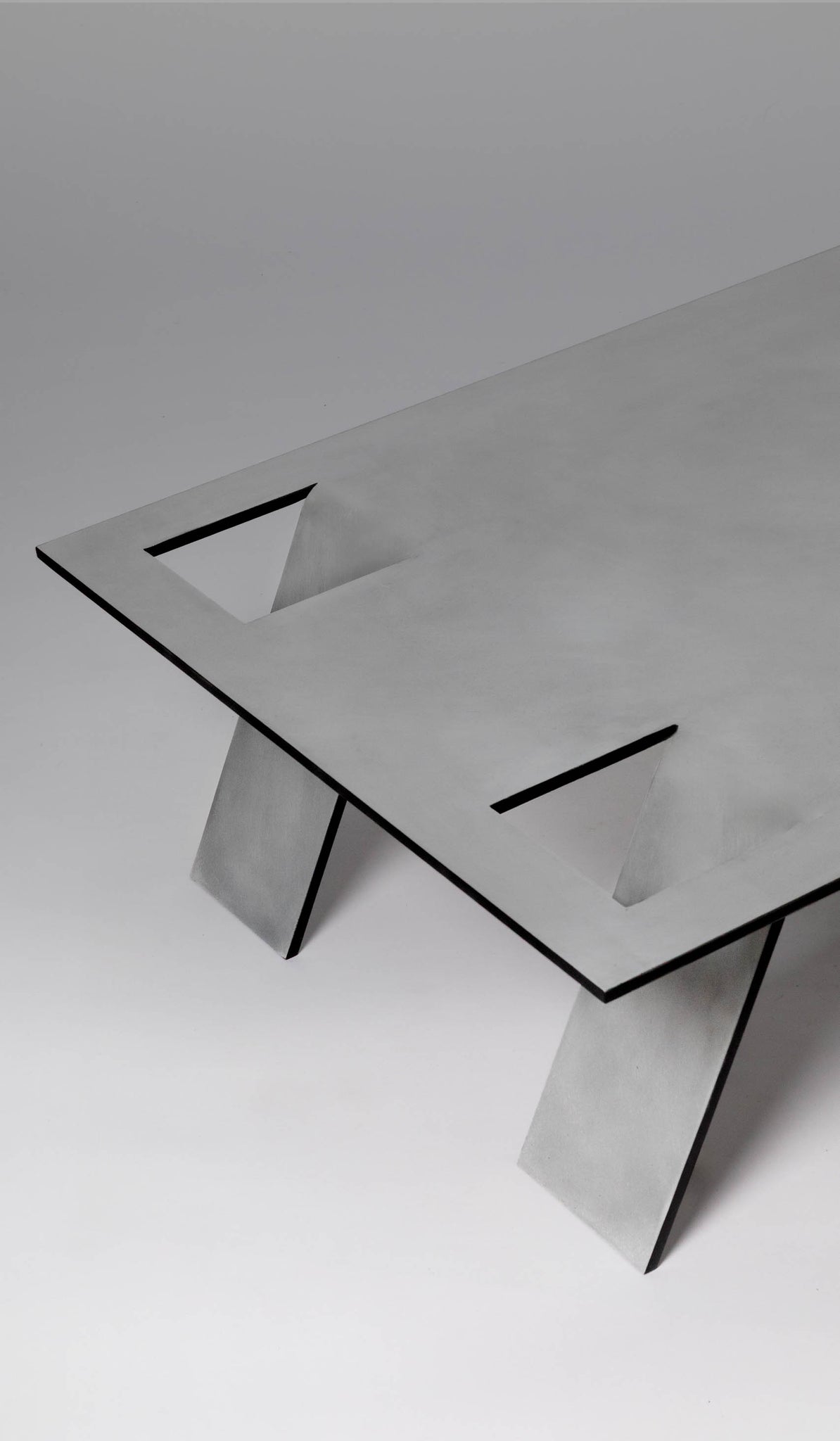 Estudio Persona Tajo Coffee Table