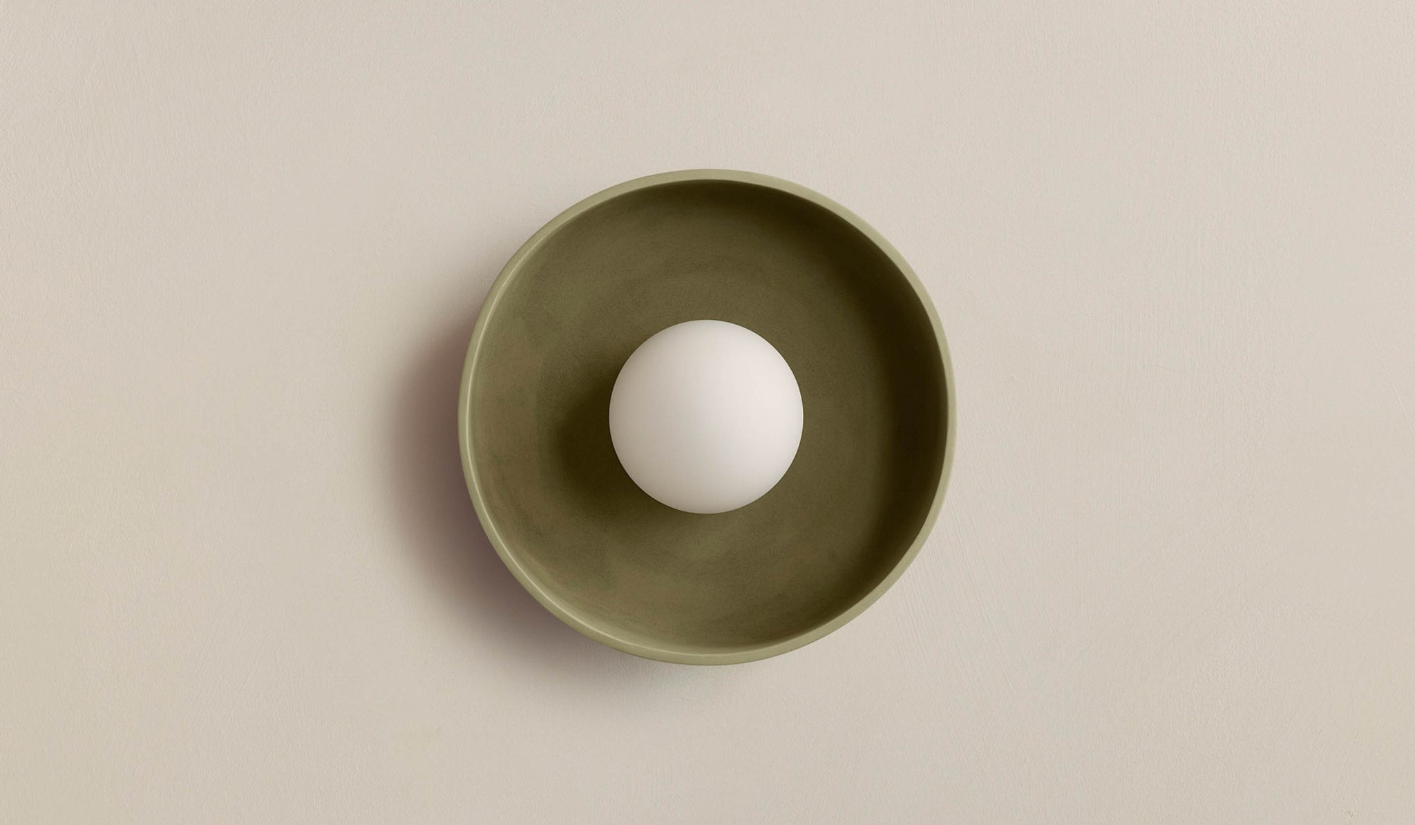 In Common With Green Ceramic Disc Surface Mount