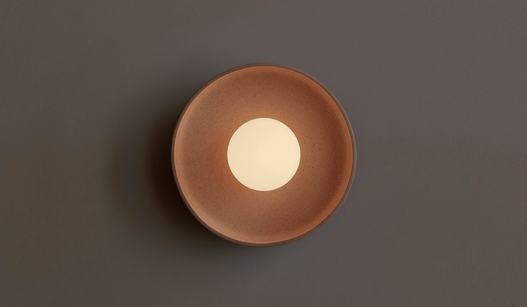 In Common With Tan Ceramic Disc Surface Mount