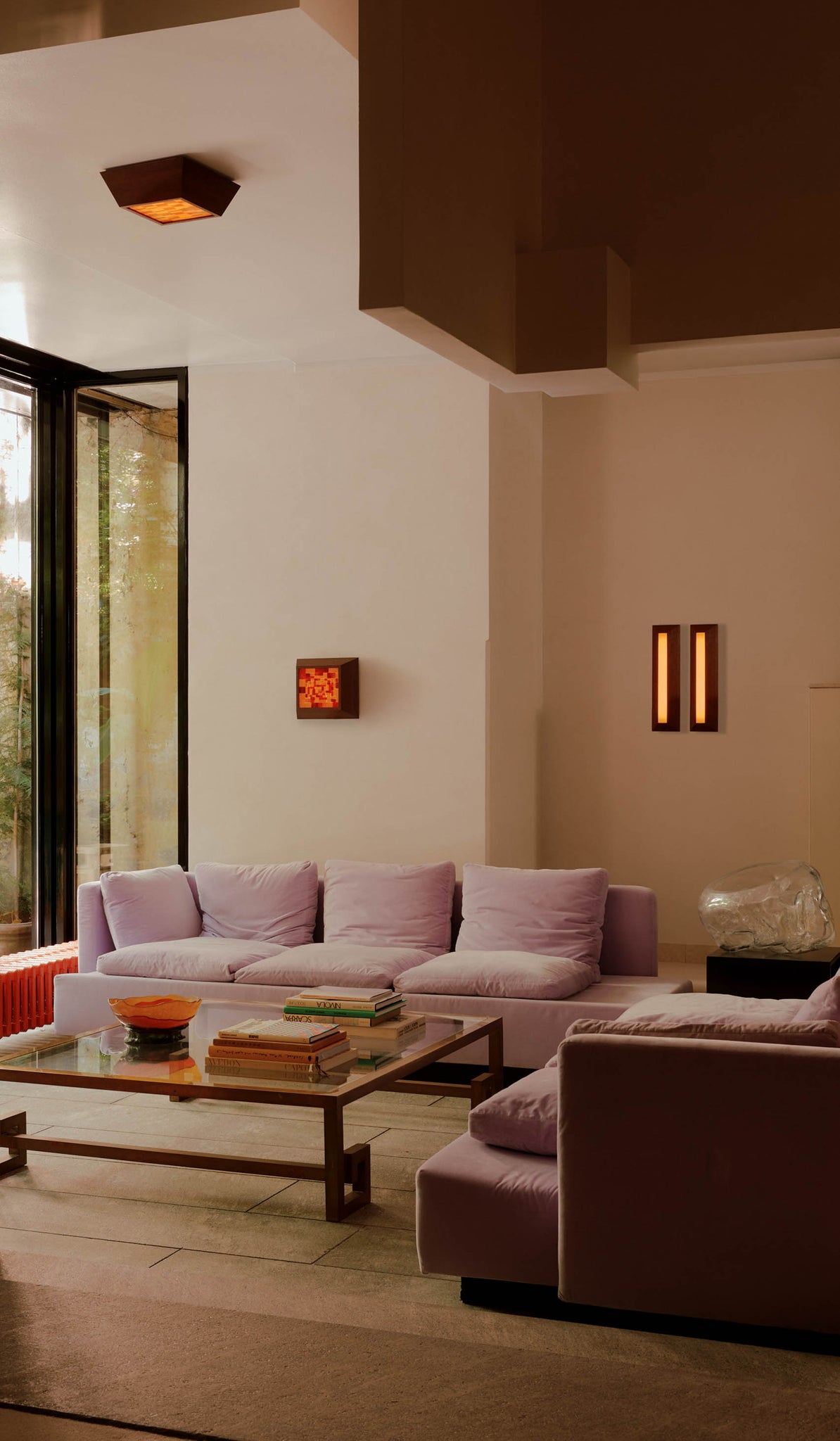 In Common With Medium Mira Surface Mount