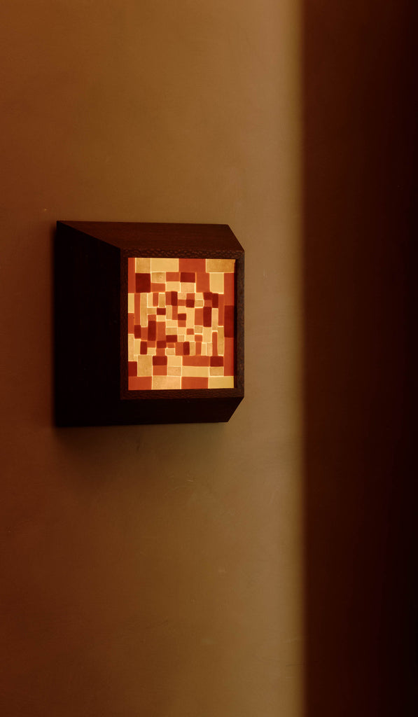 In Common With Medium Mira Surface Mount