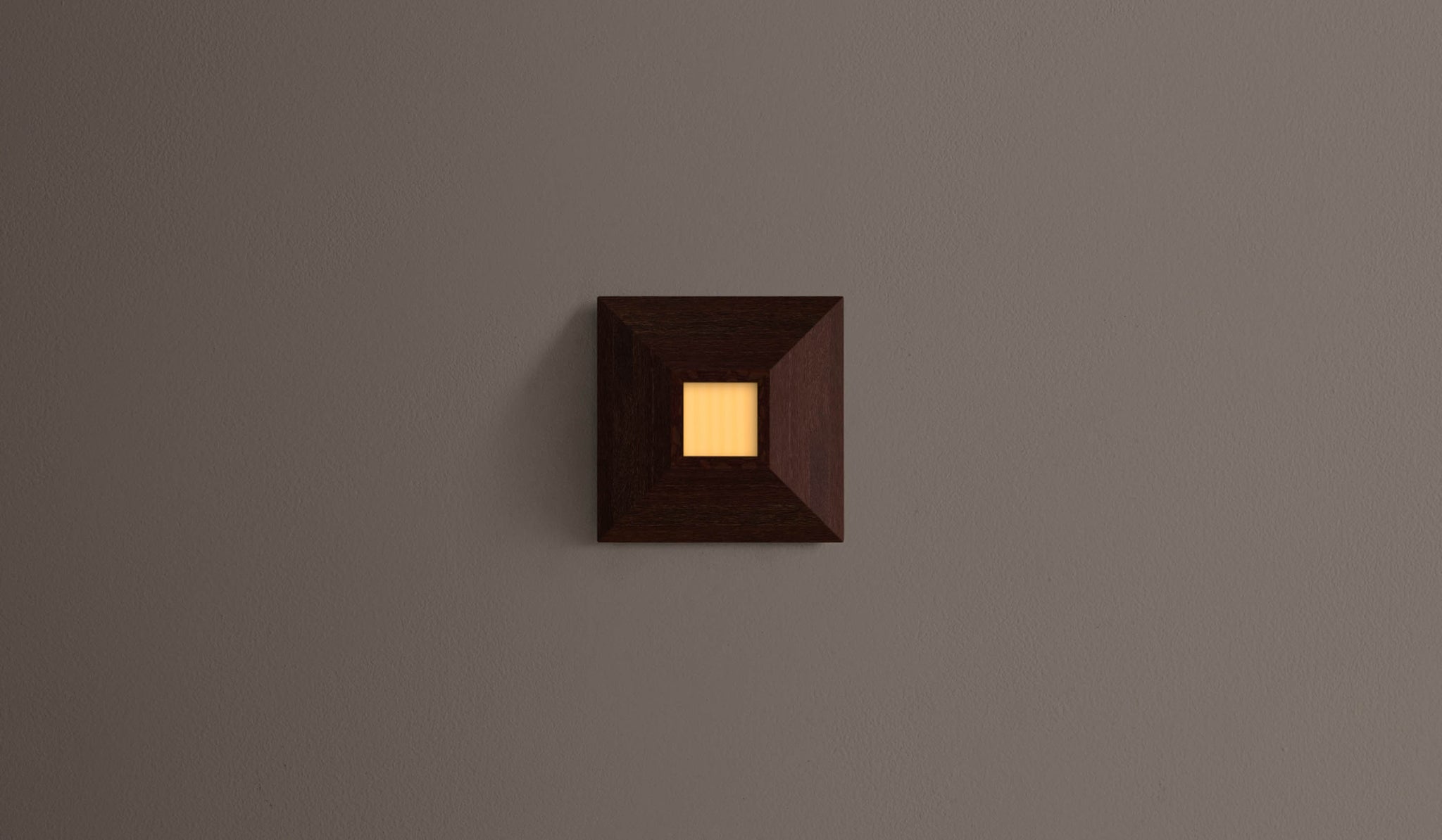 In Common With Small Mira Surface Mount