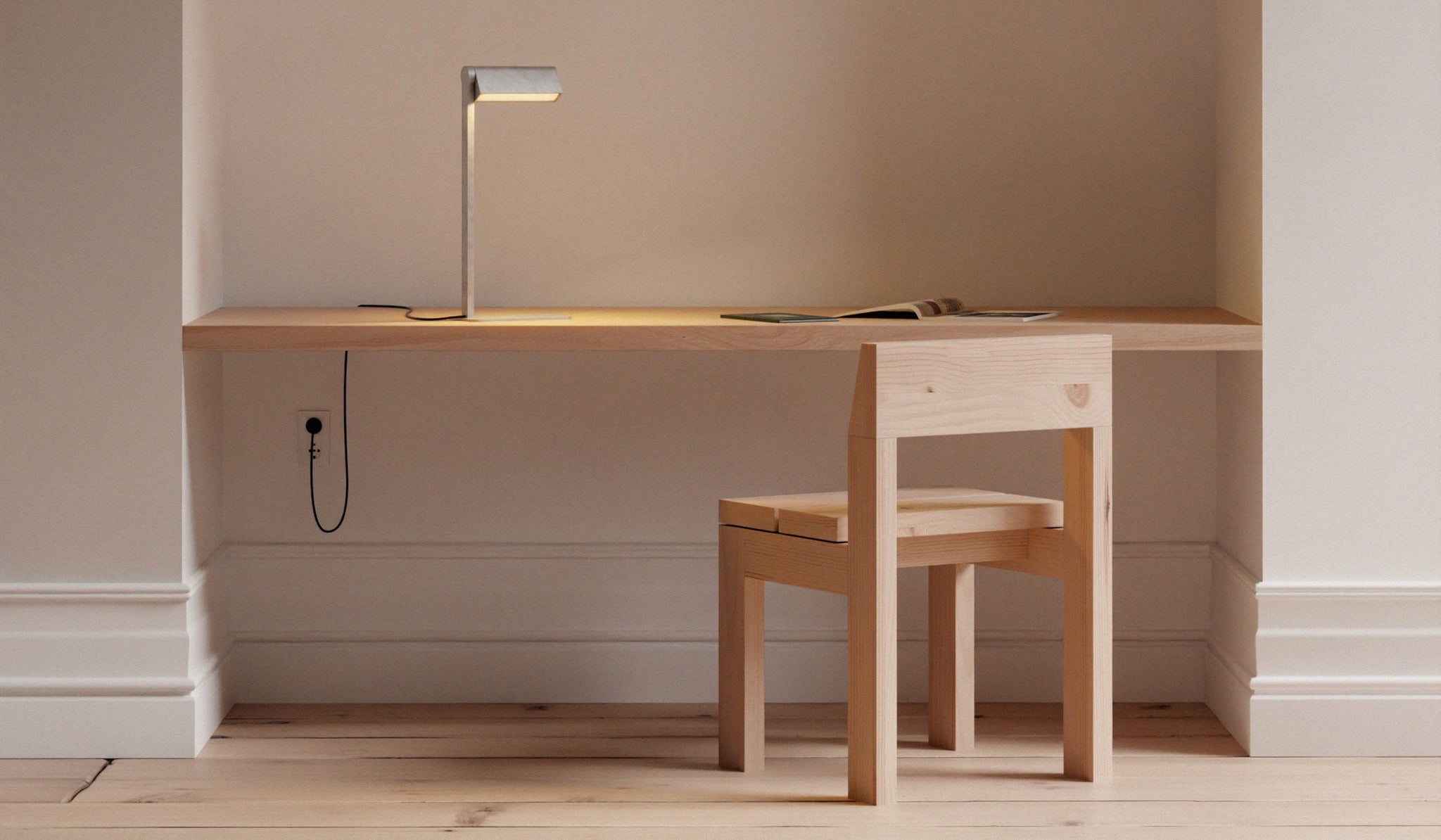 Lambert & Fils Ipoli 09 Table Lamp