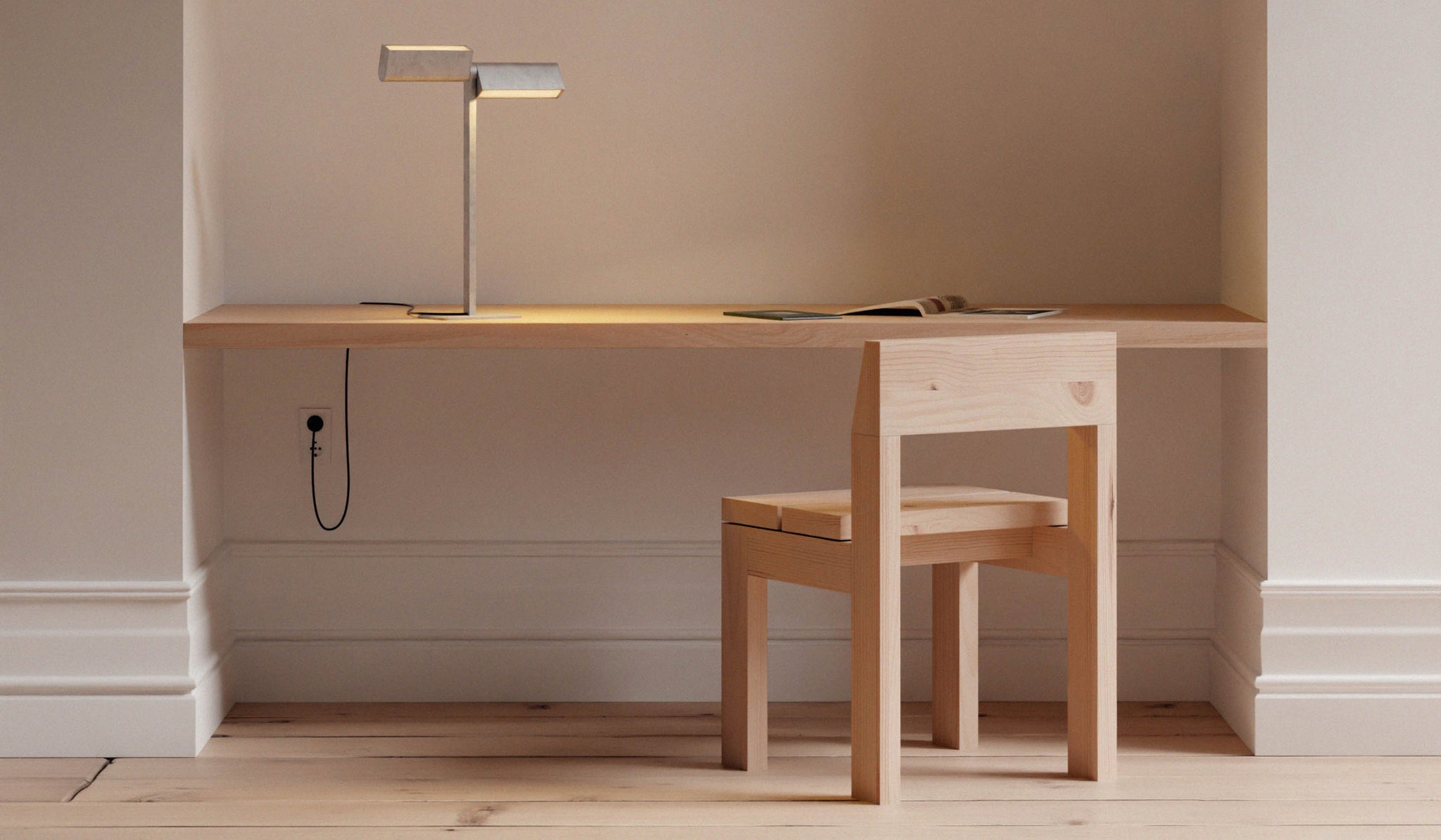 Lambert & Fils Ipoli 10 Table Lamp