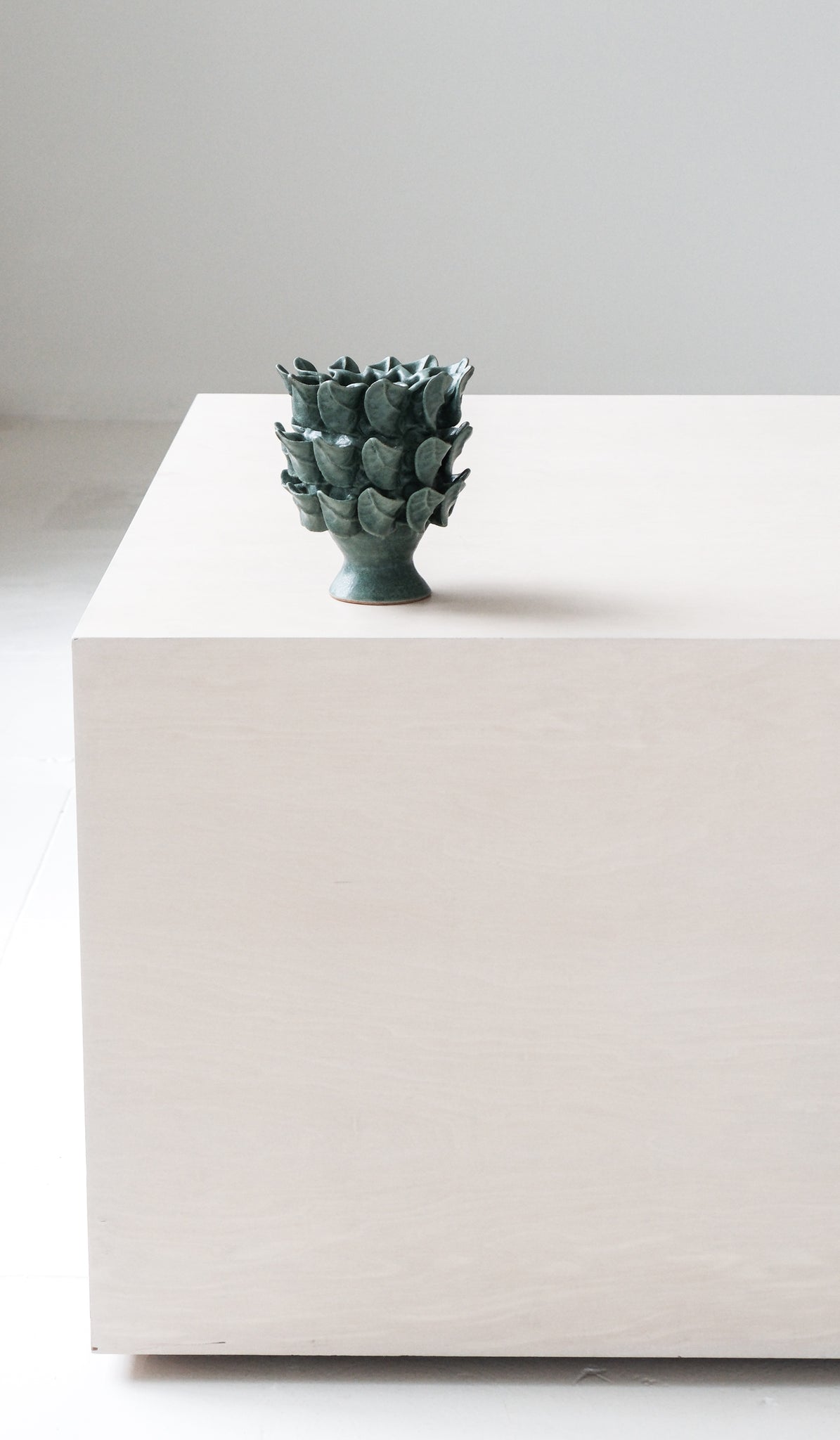 Paul S. Briggs Windflower Vase No. 8
