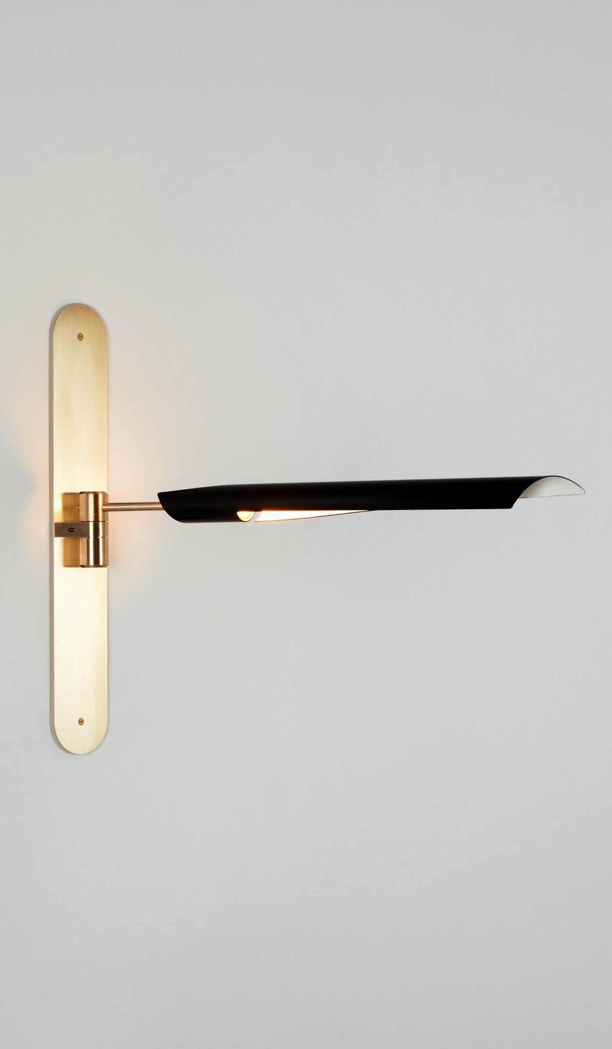 Roll & Hill Boden Sconce 01