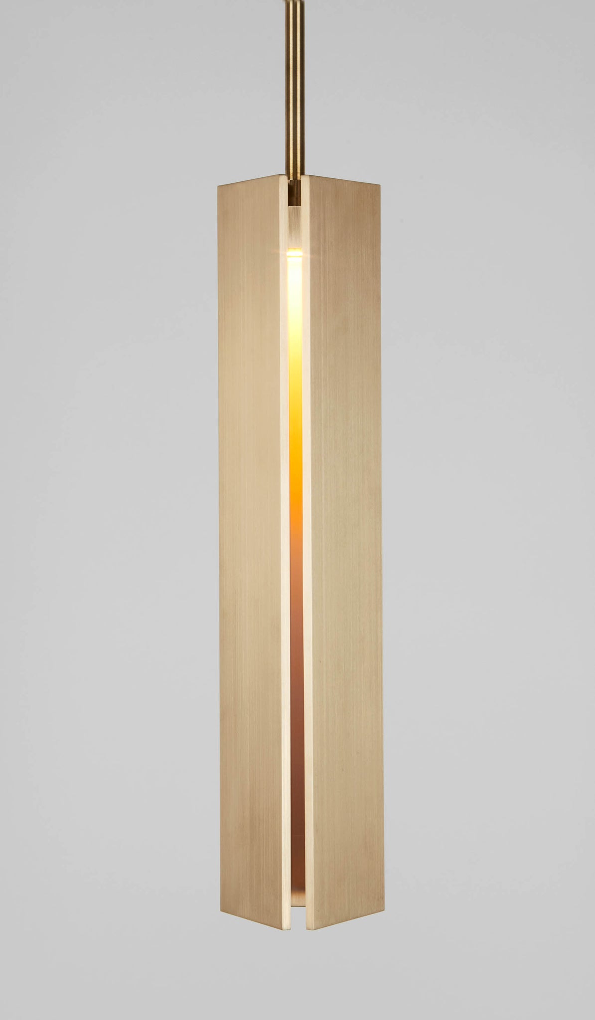 Roll & Hill Delta Pendant