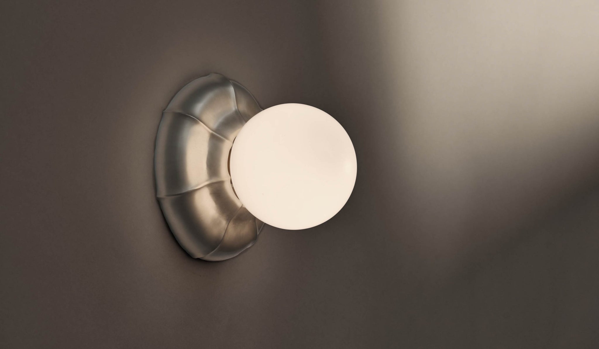 Roll & Hill Epoch Sconce