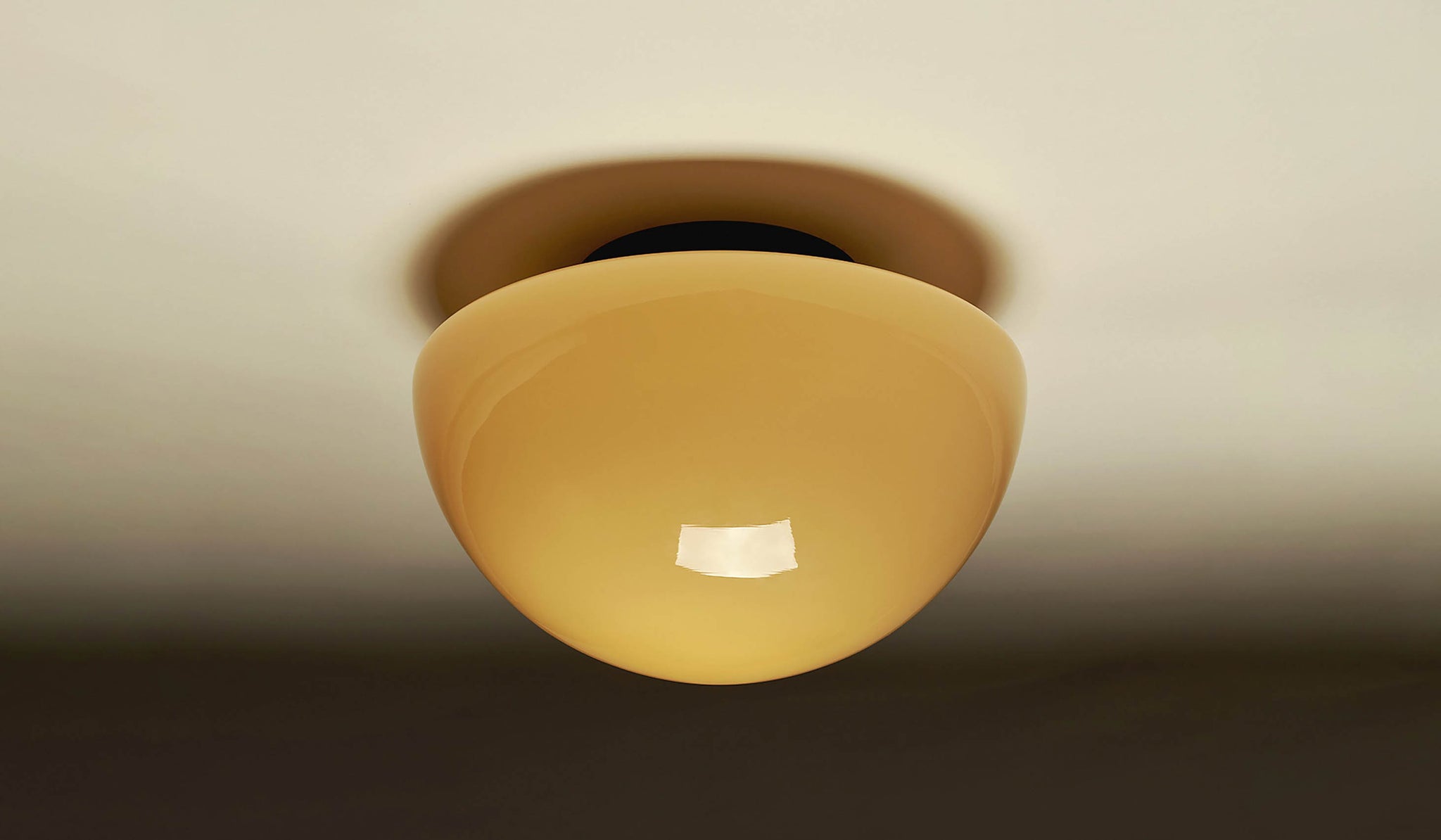 Roll & Hill Pearl Surface Mount