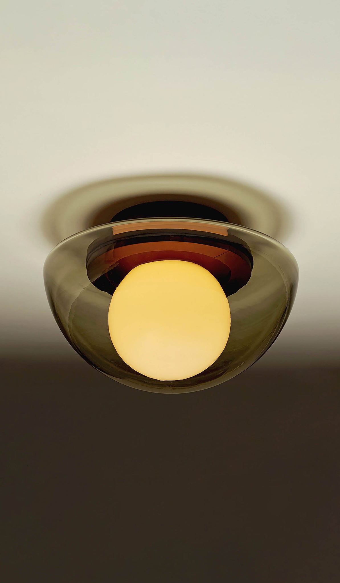 Roll & Hill Pearl Surface Mount