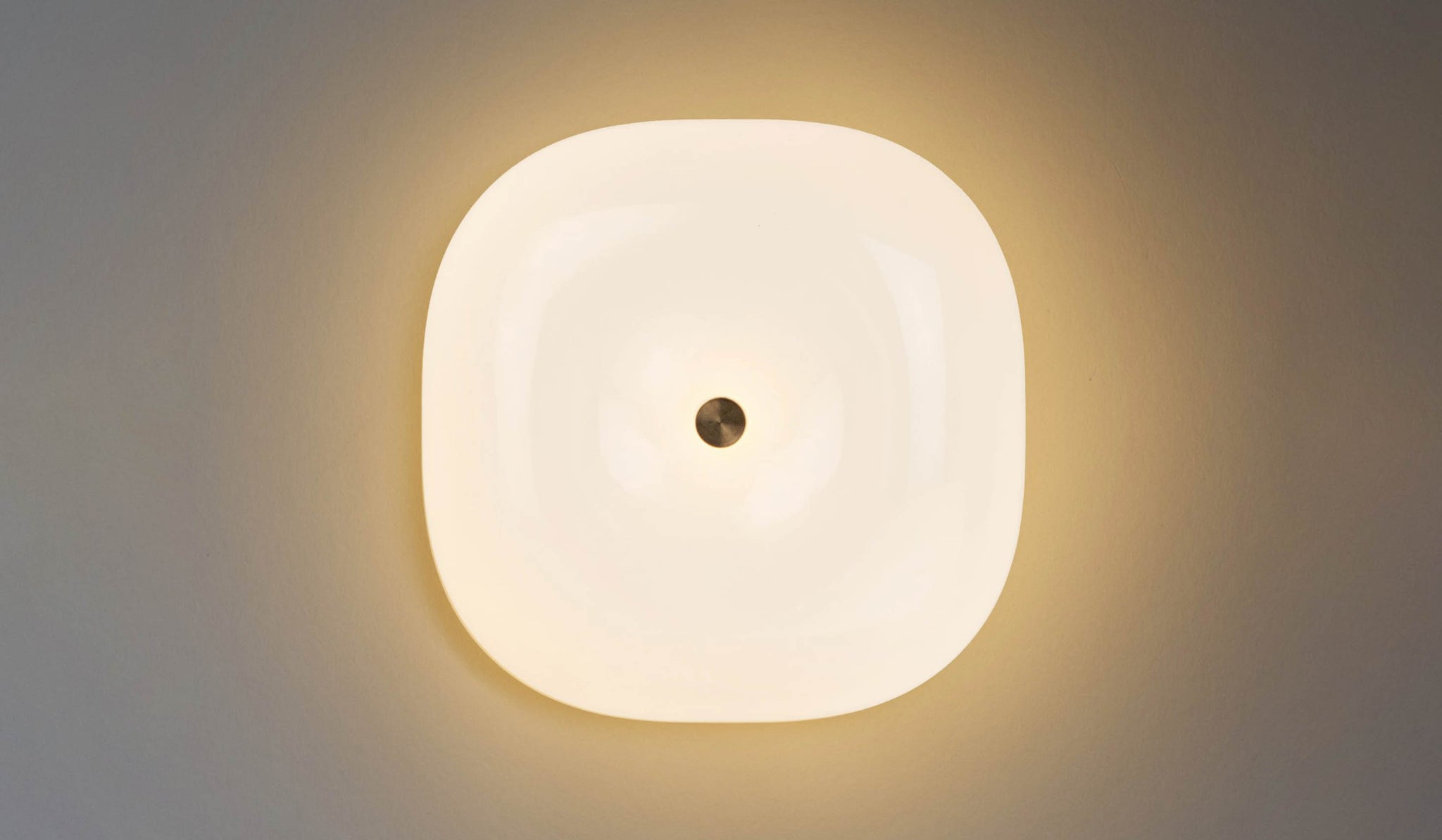 Roll & Hill Pillow Sconce 02