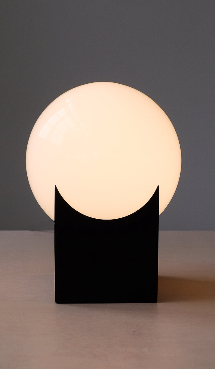 Roll & Hill Atlas 01 Table Lamp