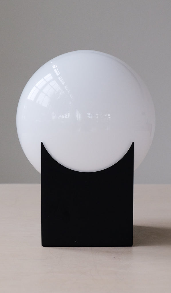 Roll & Hill Atlas 01 Table Lamp