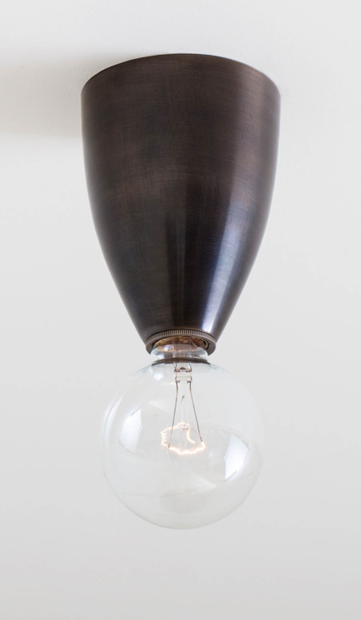 Roll & Hill Valo Surface Mount