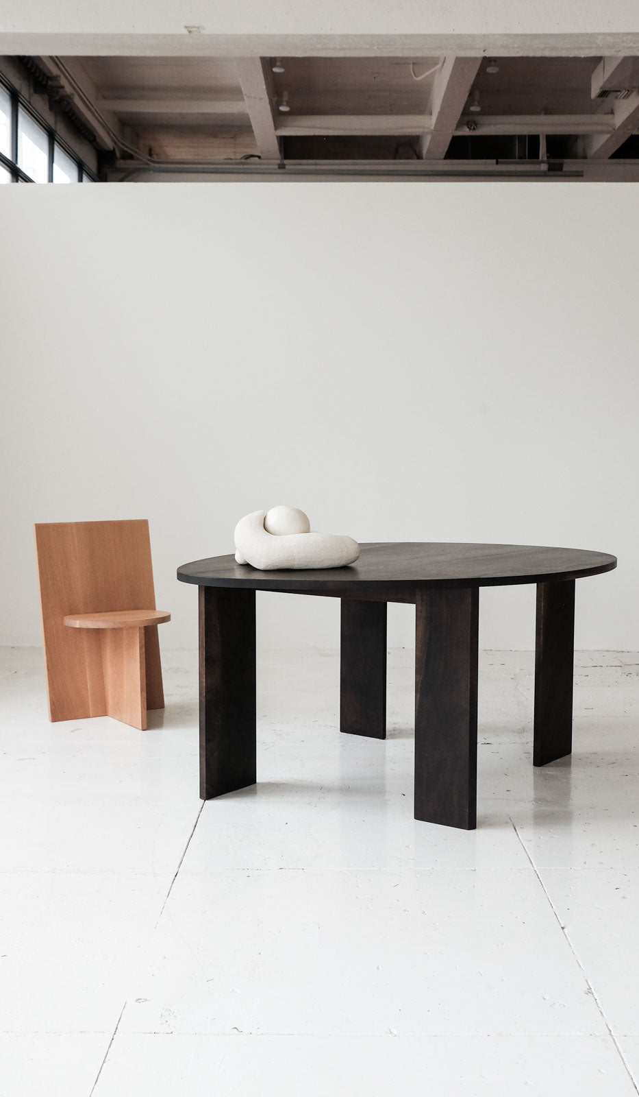 Campagna Ambiguous Dining Table