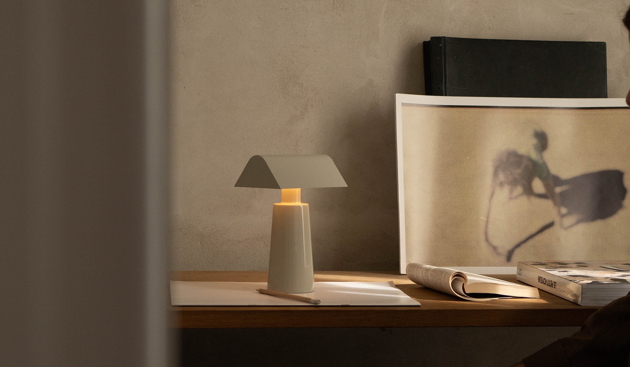 &Tradition MF1 Caret Portable Table Lamp