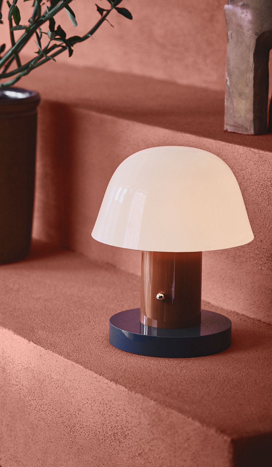 &Tradition JH27 Setago Portable Table Lamp