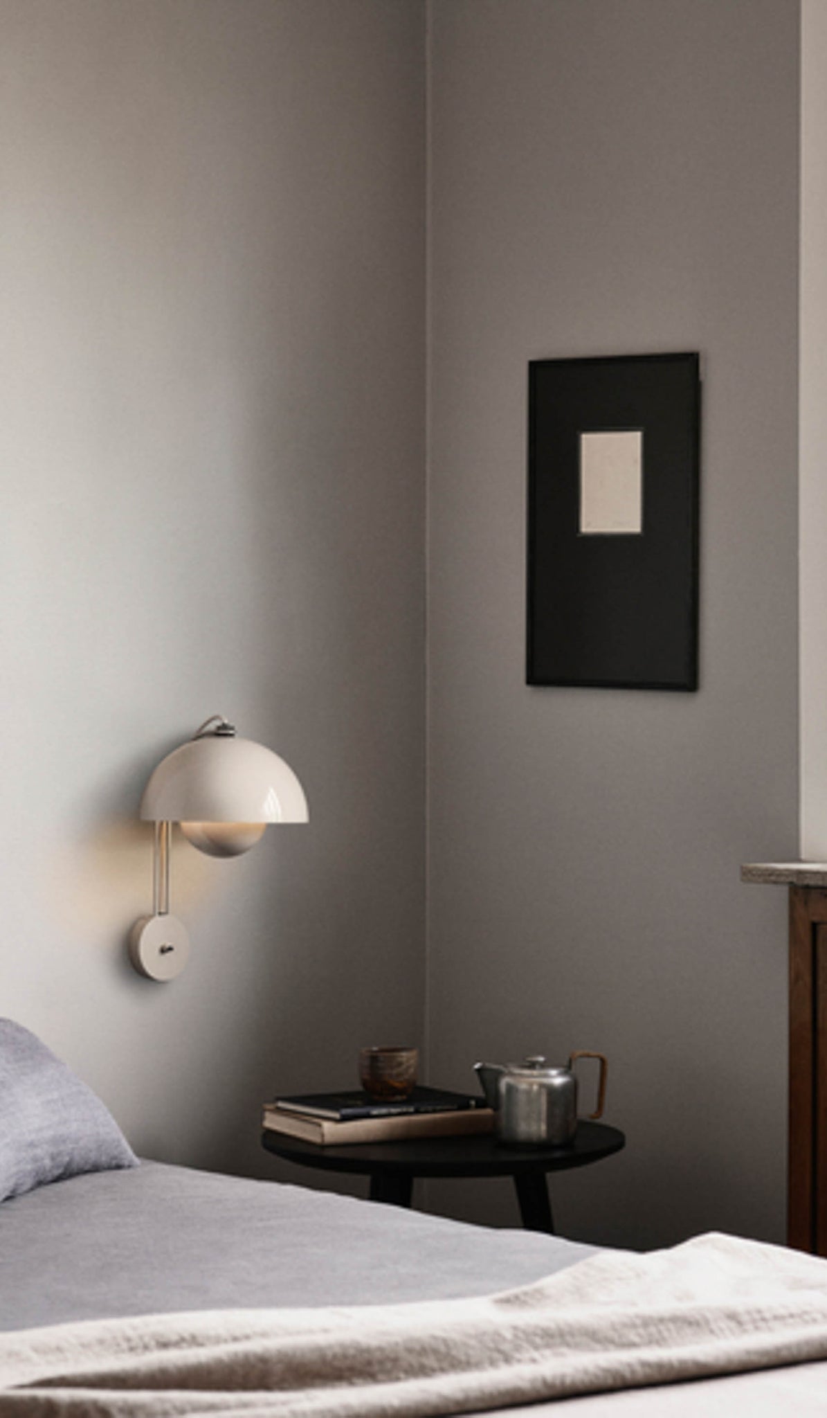 &Tradition VP8 Flower Pot Wall Lamp