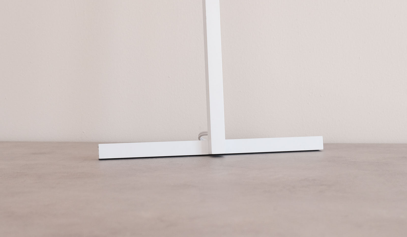 Lambert & Fils Dot 05 Line Floor Lamp - Spartan Shop