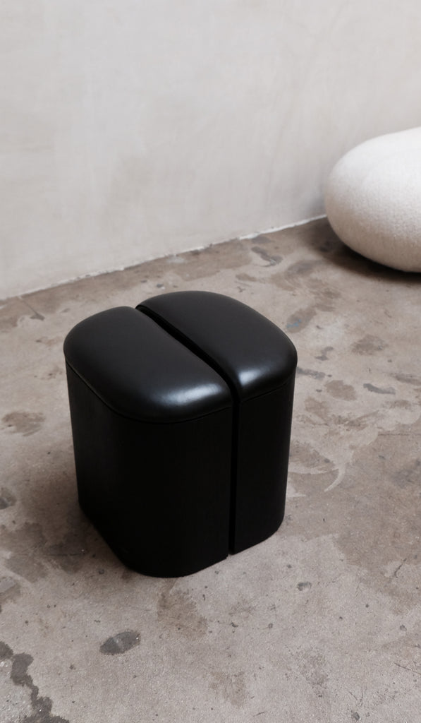 Estudio Persona Aire Stool - Spartan Shop