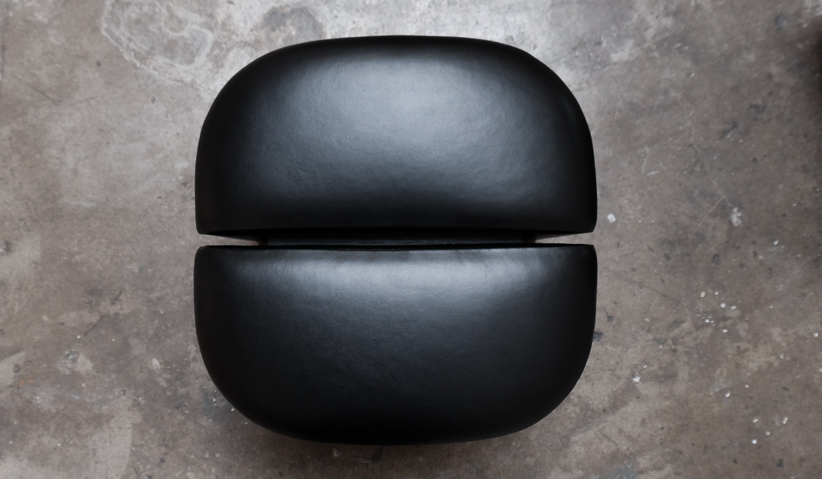 Estudio Persona Aire Stool - Spartan Shop