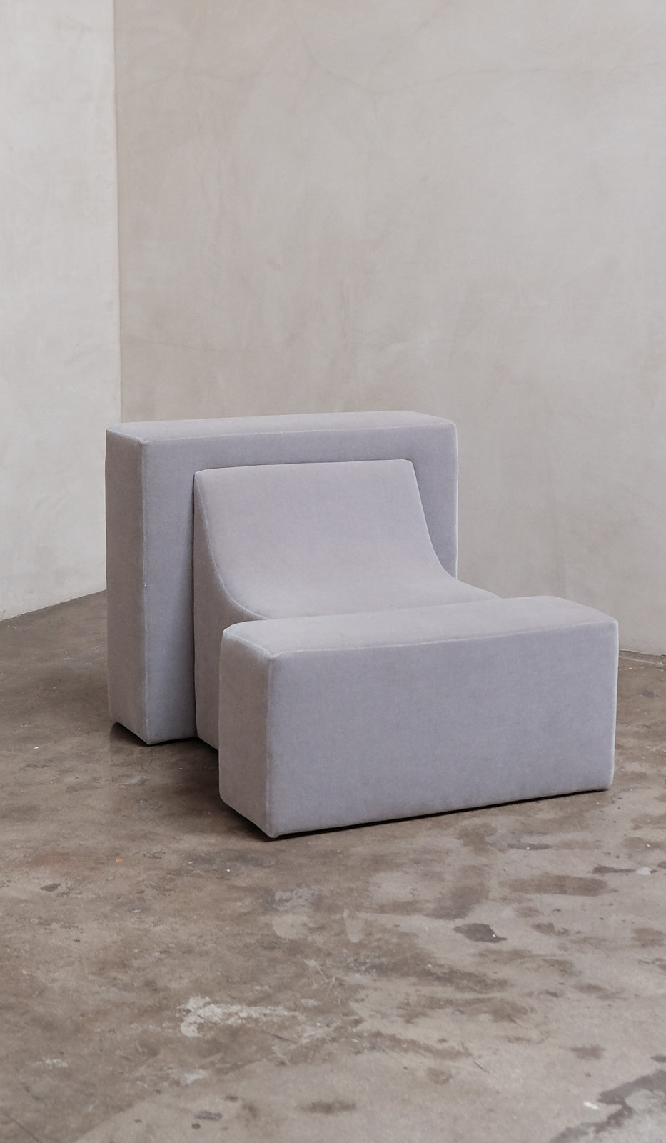 Estudio Persona Block Chair - Spartan Shop