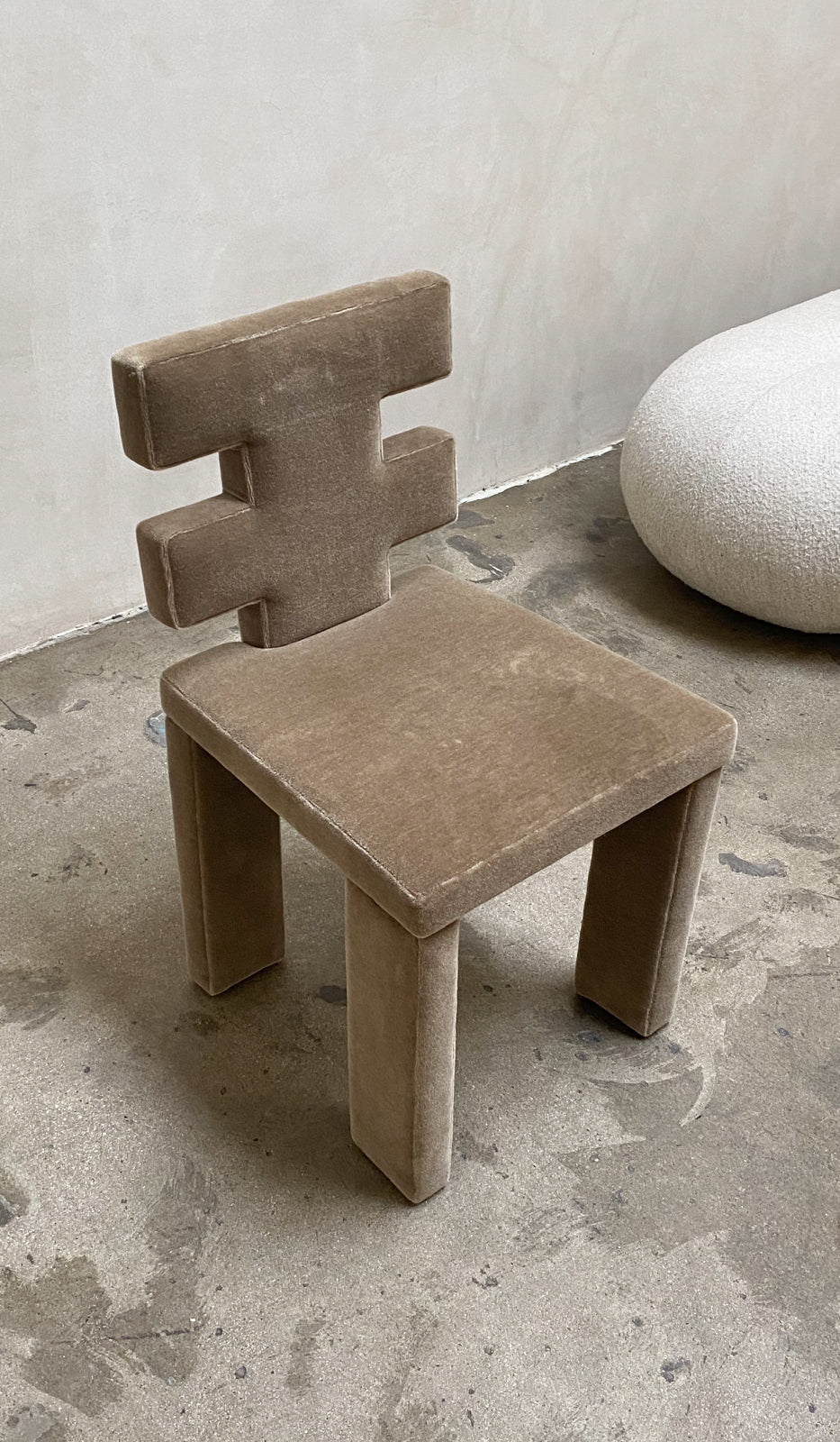 Estudio Persona H Chair - Spartan Shop