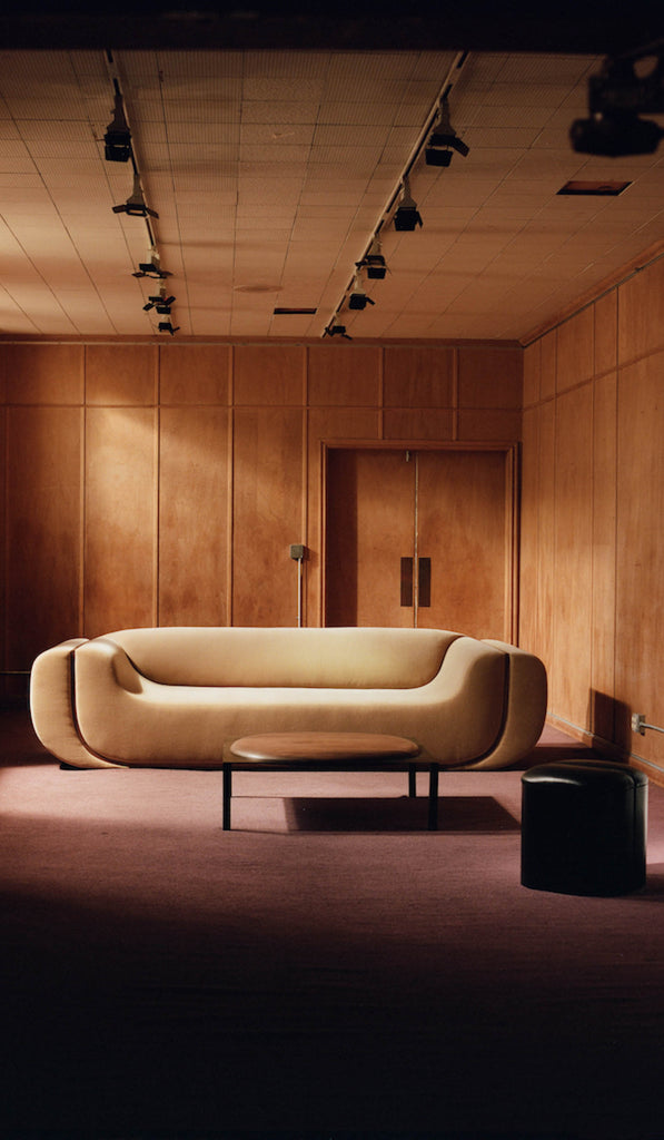 Estudio Persona Linea Sofa