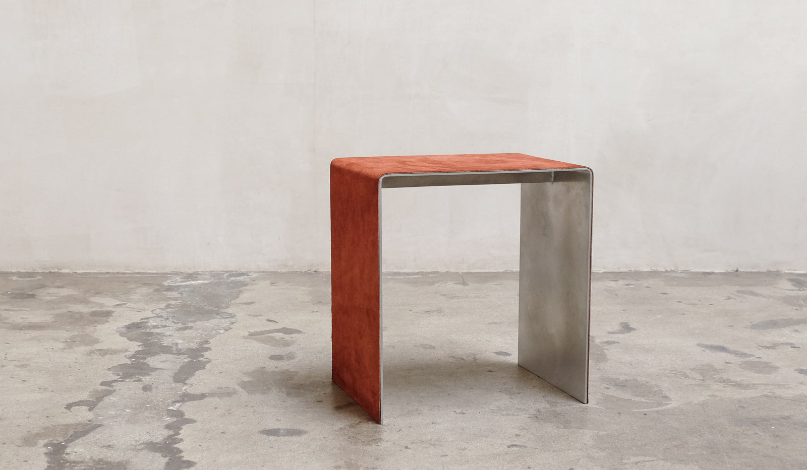 Estudio Persona Segment Stool - Spartan Shop