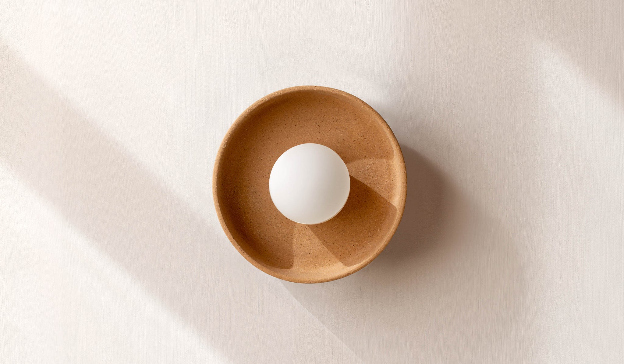 In Common With Tan Ceramic Disc Surface Mount